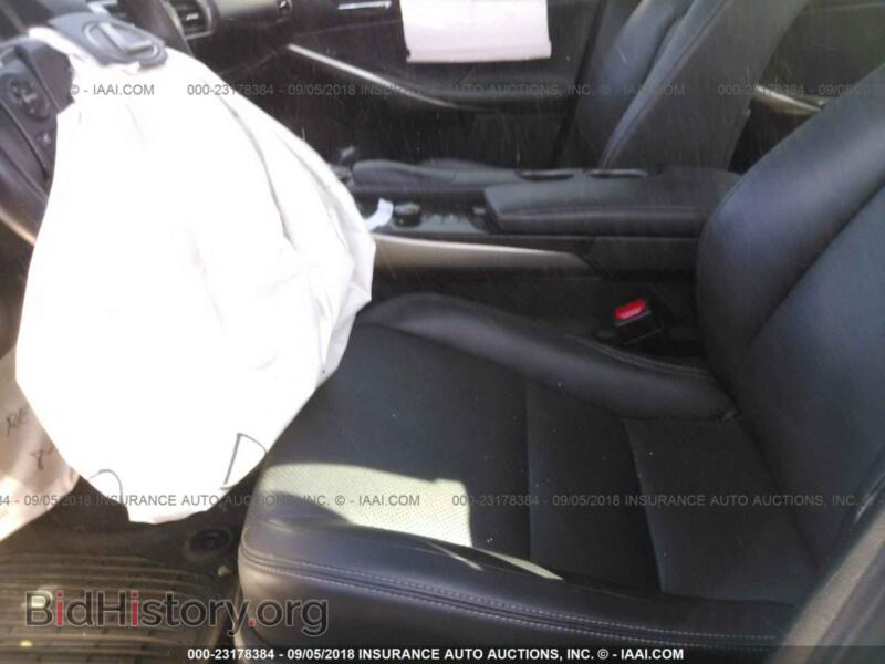 2014 Lexus IS (VIN JTHCF1D27E5005136) — фото 5 из 10