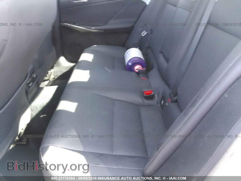 2014 Lexus IS (VIN JTHCF1D27E5005136) — фото 8 из 10