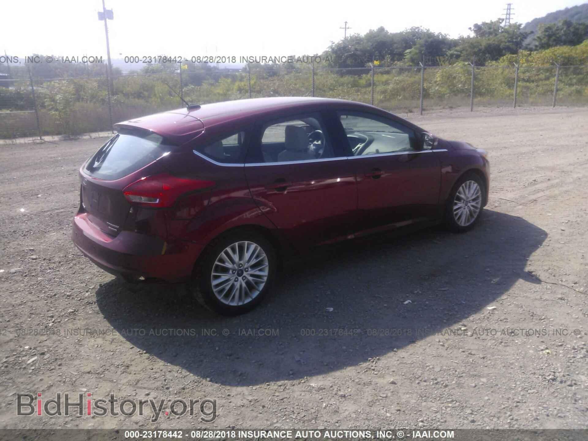 2016 Ford Focus - VIN: 1FADP3N2XGL205526 - Фото 4