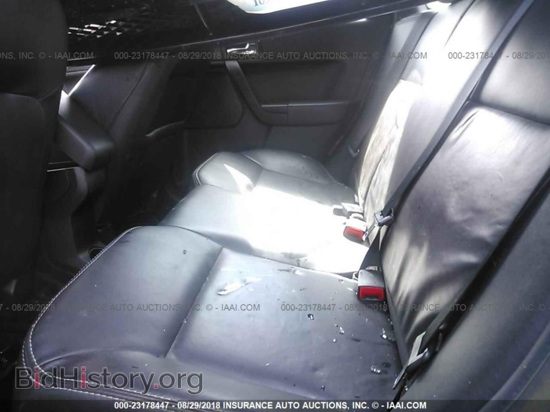 2011 Ford Focus - VIN: 1FAHP3HN2BW103507 - Фото 8