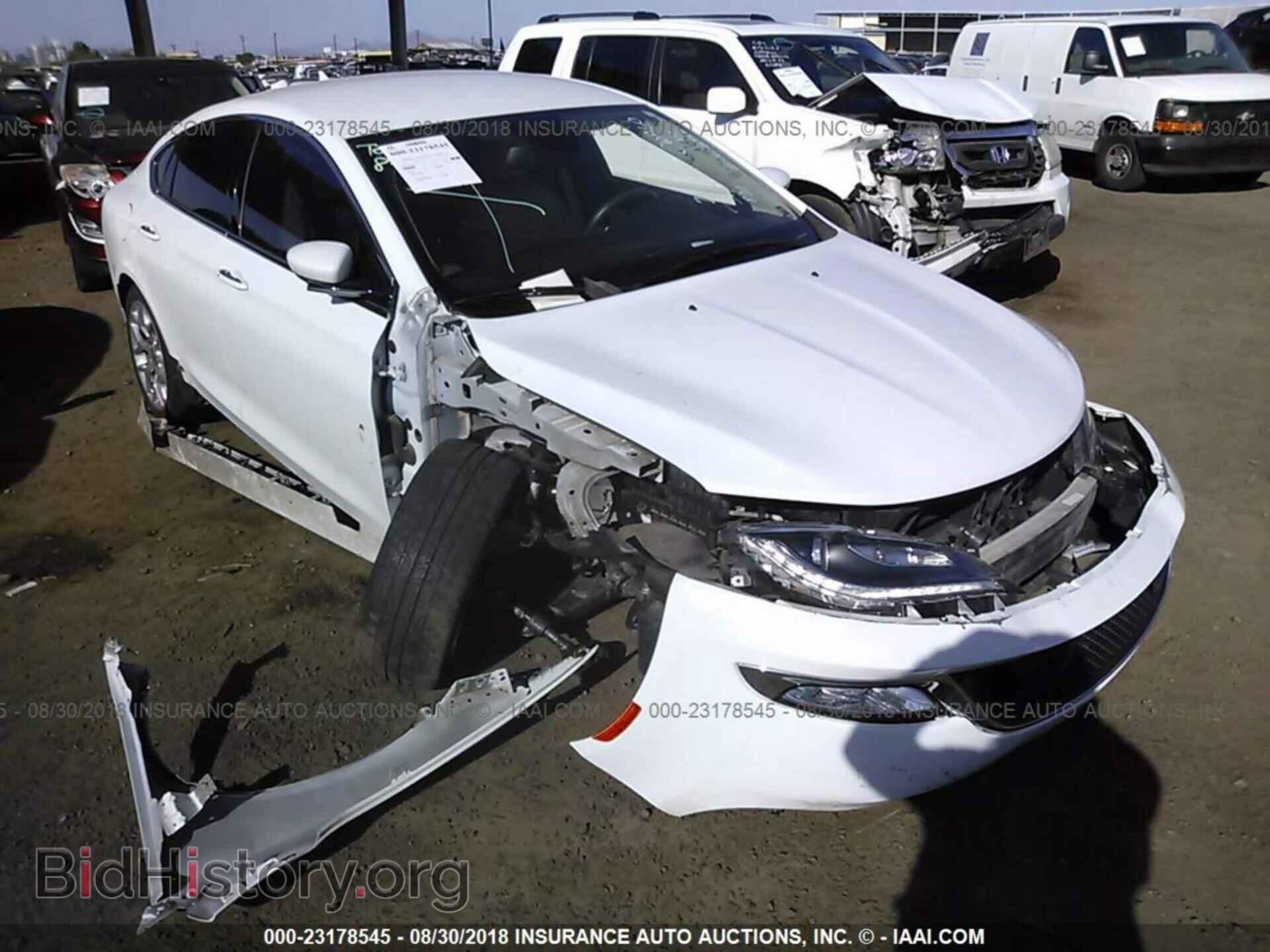 2016 Chrysler 200 - VIN: 1C3CCCCG9GN134750 - Photo 6