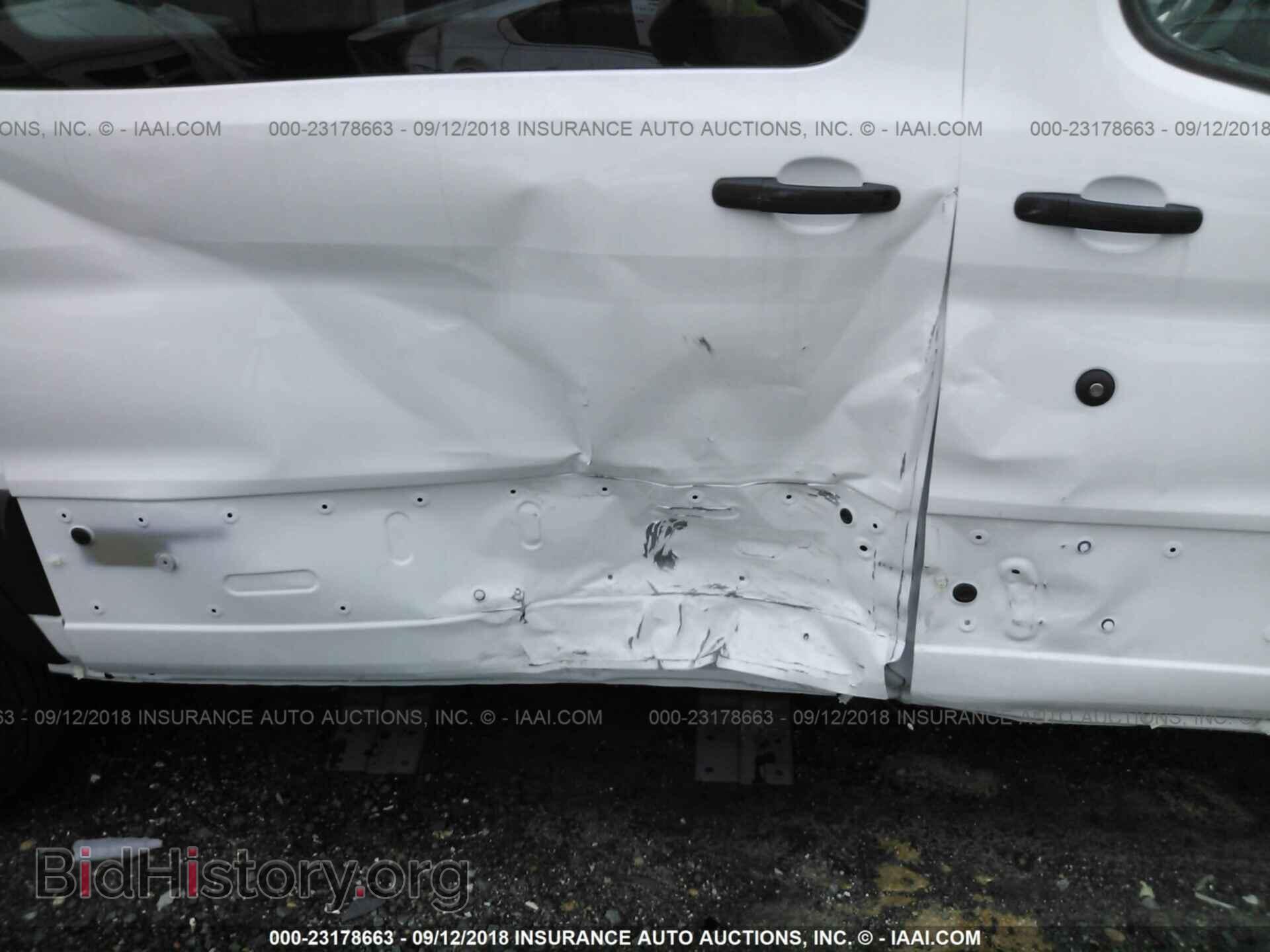 2018 Ford Transit - VIN: 1FTYR1CM9JKA32755 - Фото 6
