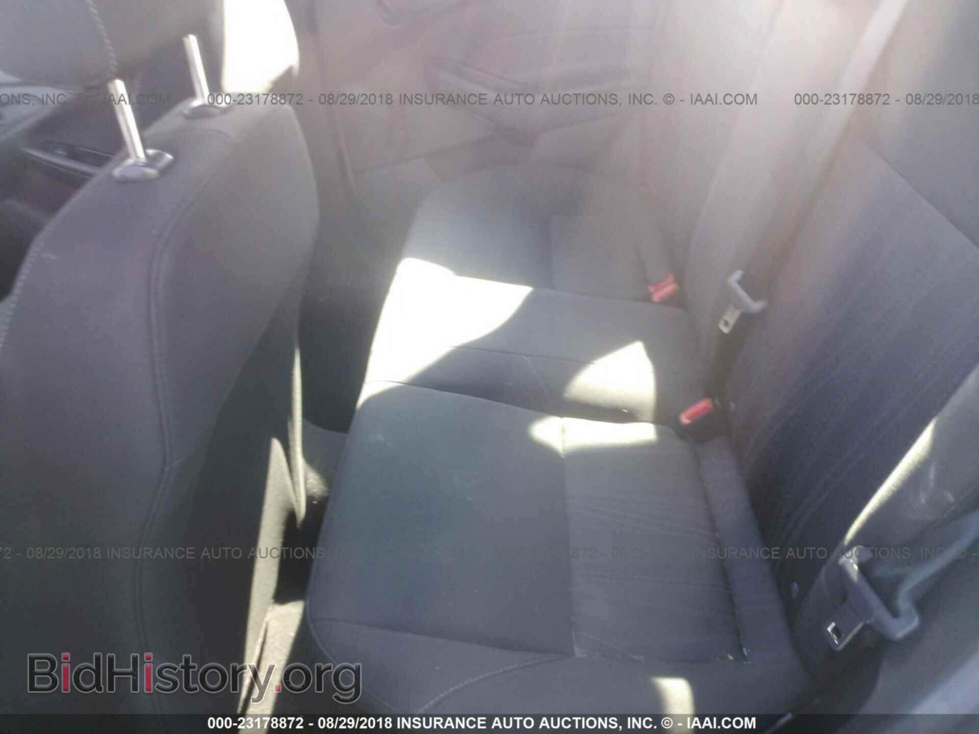 2017 Ford Focus - VIN: 1FADP3E24HL266016 - Photo 8