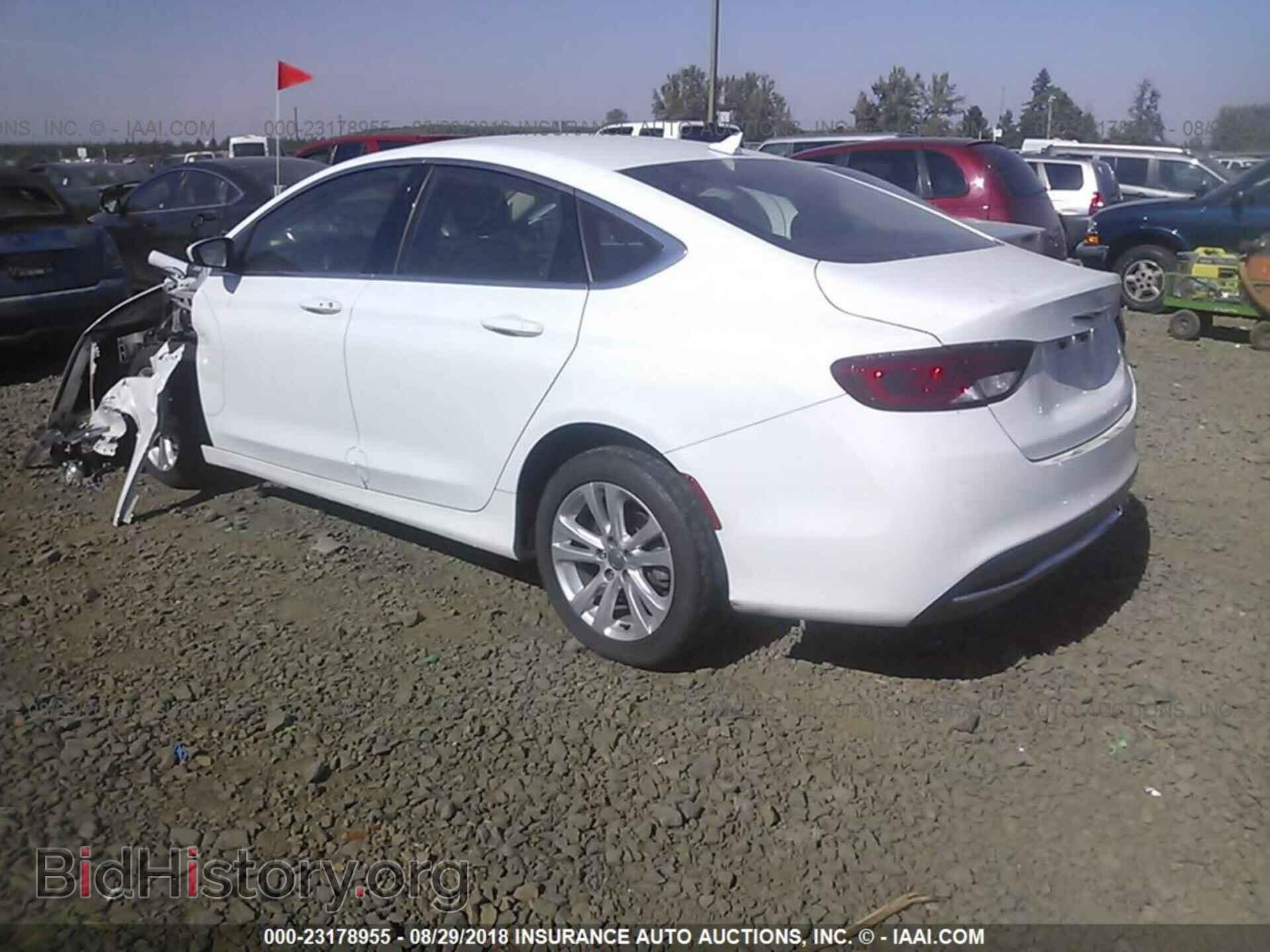 2016 Chrysler 200 - VIN: 1C3CCCAB6GN120182 - Фото 3