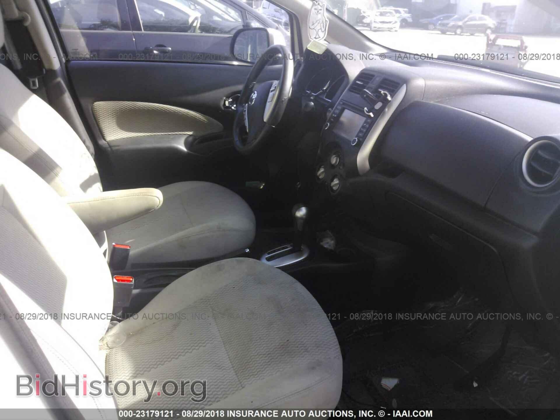 2014 Nissan Versa note - VIN: 3N1CE2CP1EL409639 - Photo 5