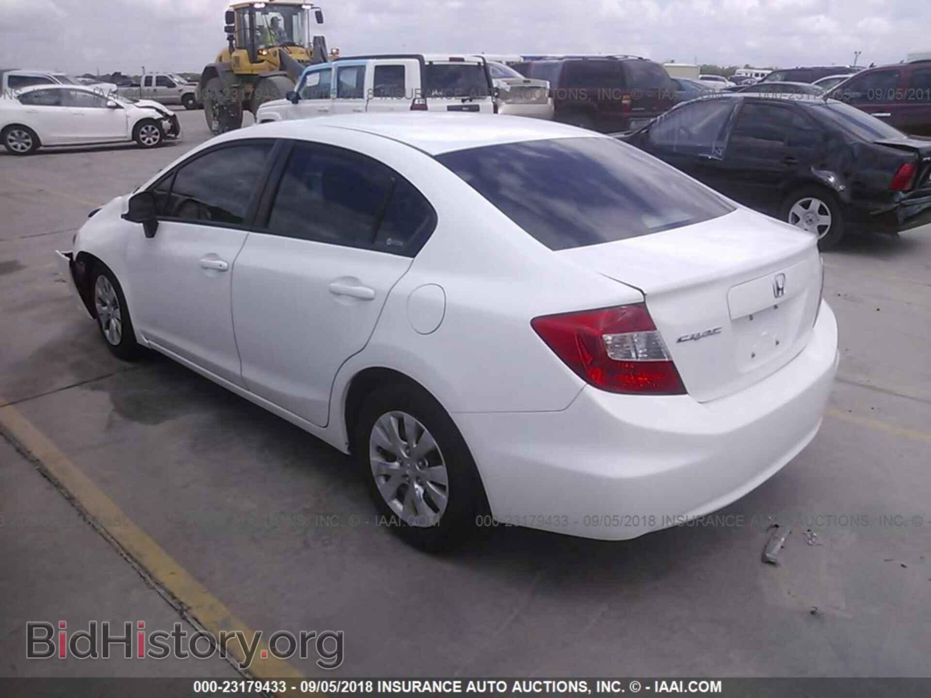 2012 Honda Civic - VIN: 2HGFB2F53CH604968 - Фото 3