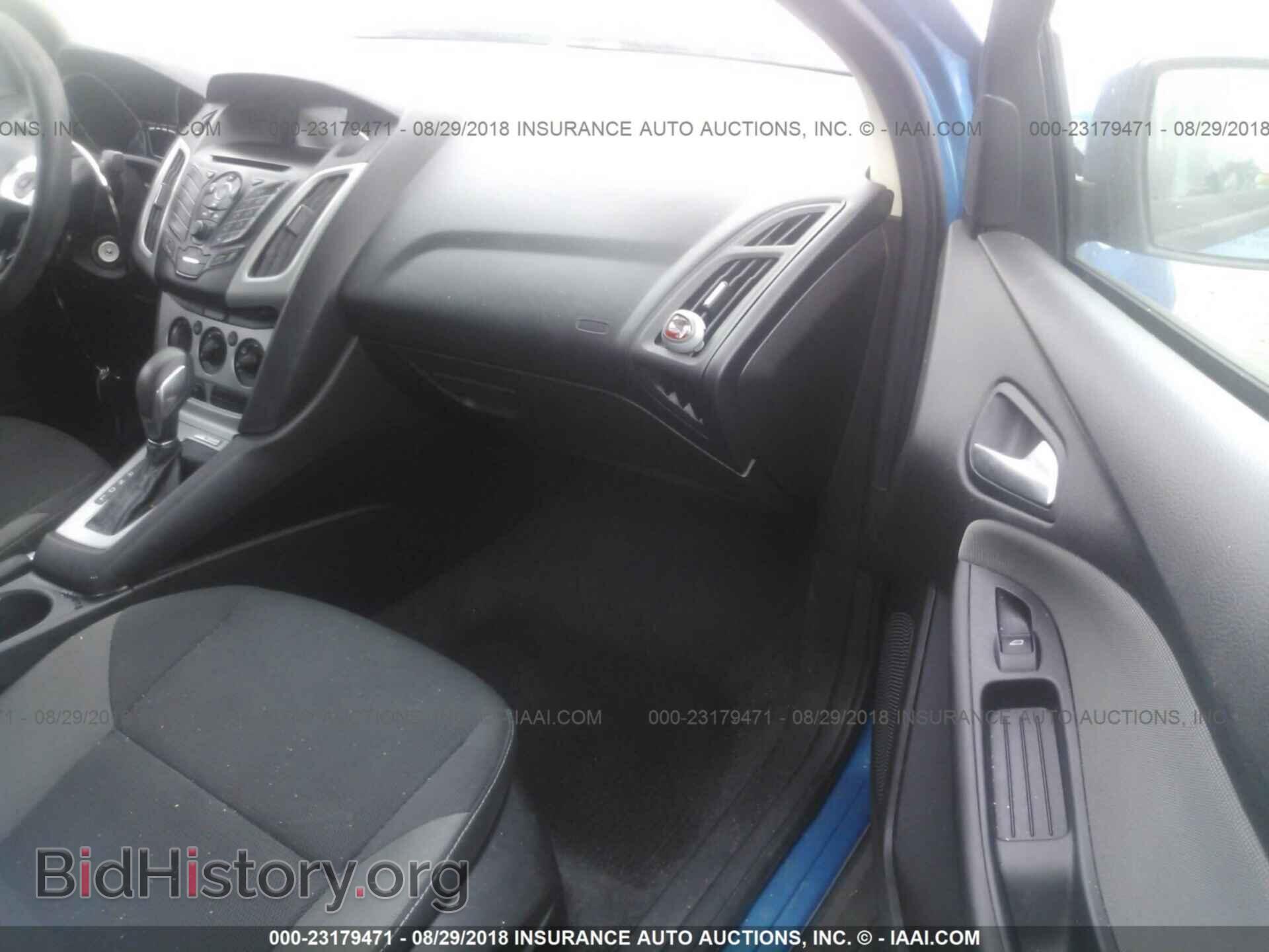 2012 Ford Focus - VIN: 1FAHP3F20CL172207 - Фото 5