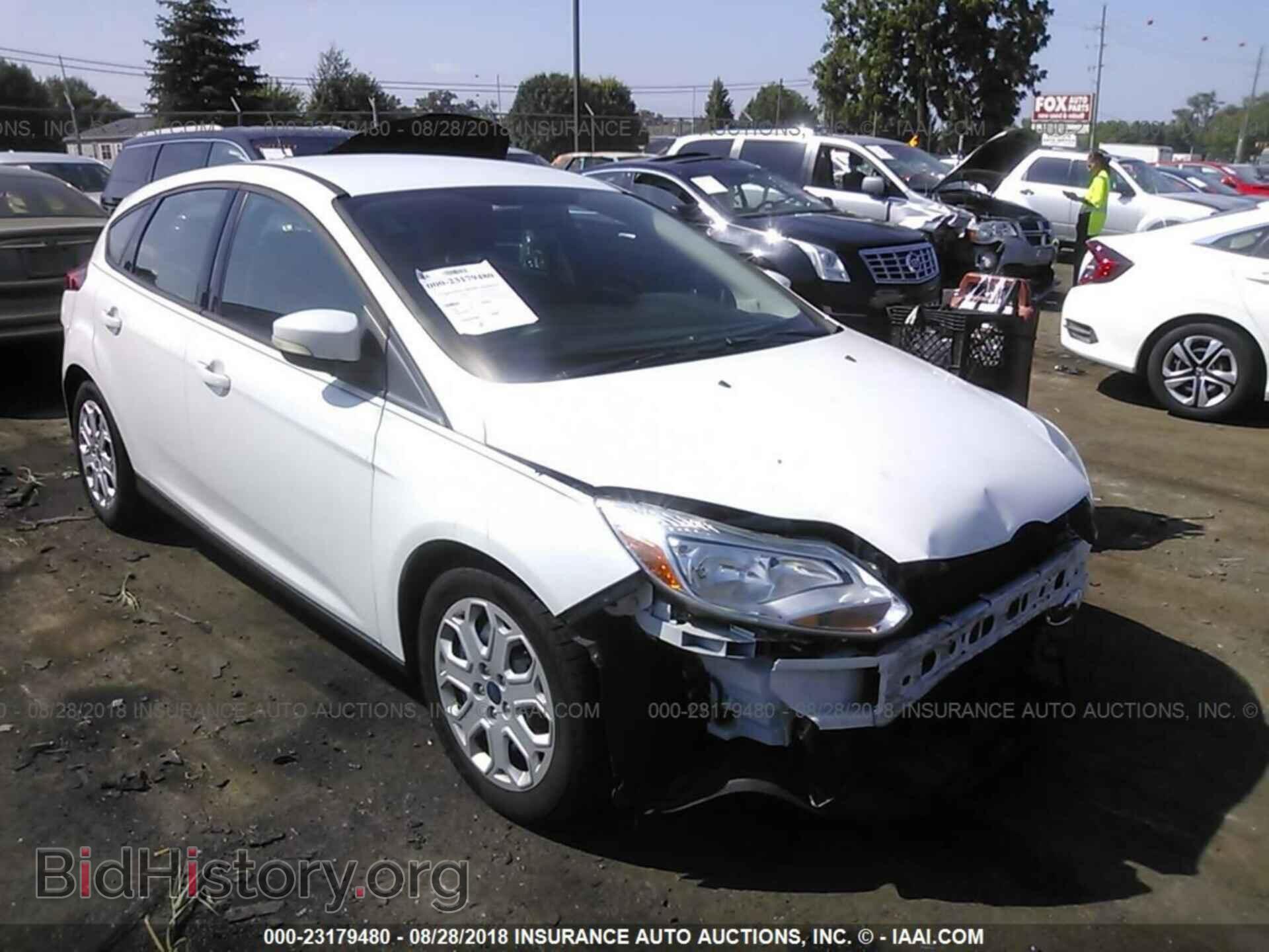 Photo 1FAHP3K27CL261777 - Ford Focus 2012