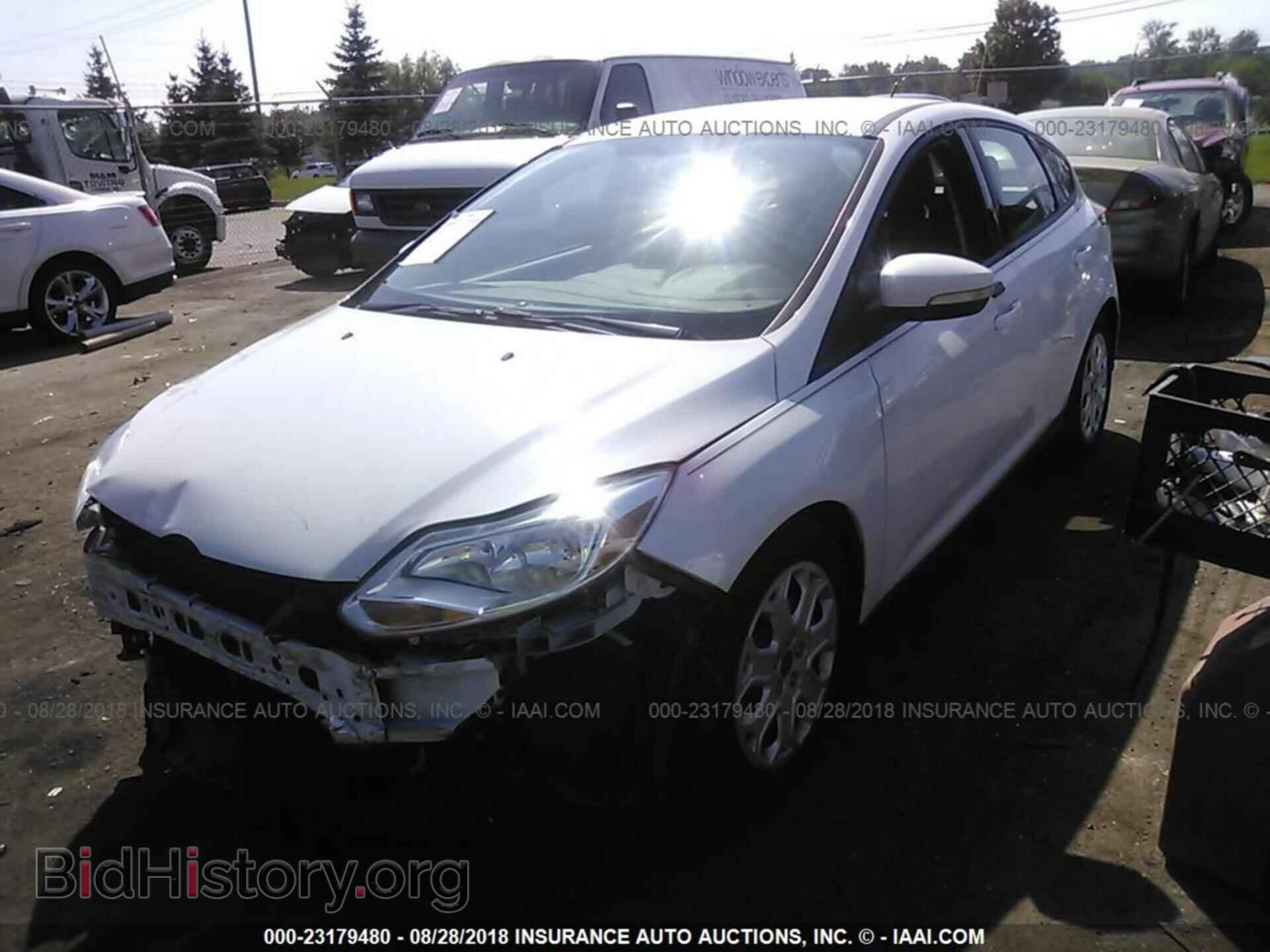 2012 Ford Focus - VIN: 1FAHP3K27CL261777 - Фото 2