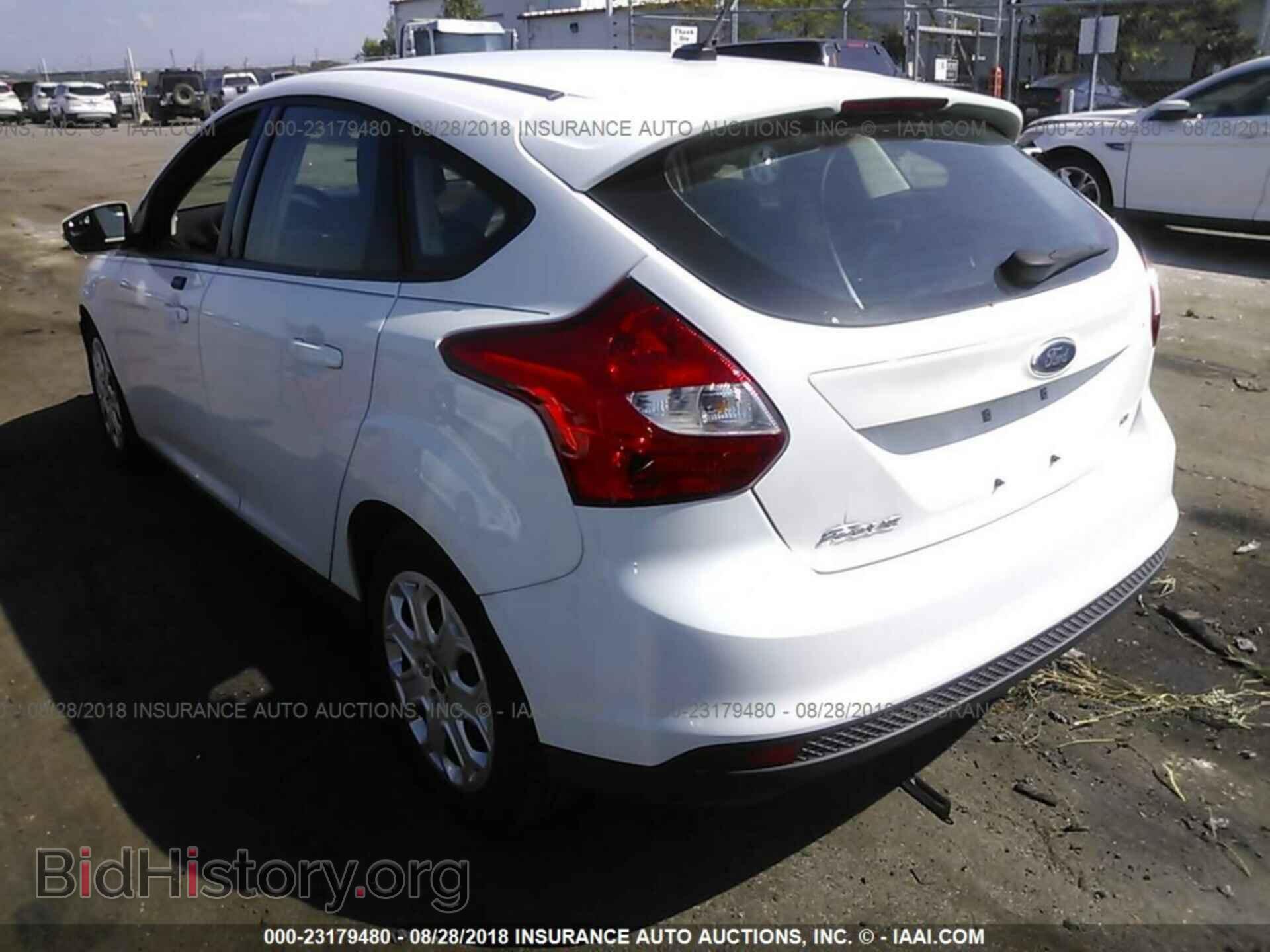 2012 Ford Focus - VIN: 1FAHP3K27CL261777 - Фото 3