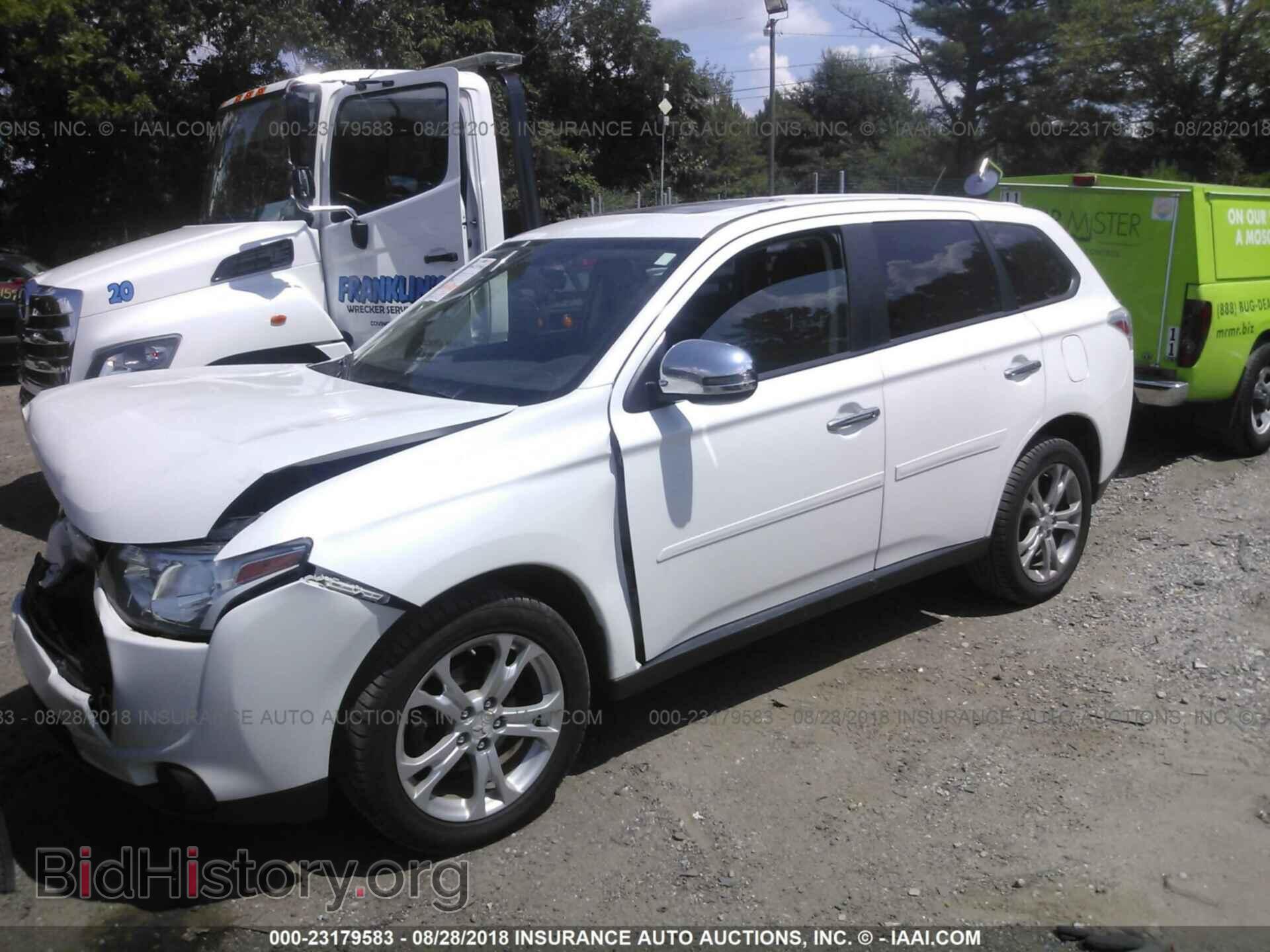 2014 Mitsubishi Outlander - VIN: JA4AD3A33EZ004401 - Фото 2