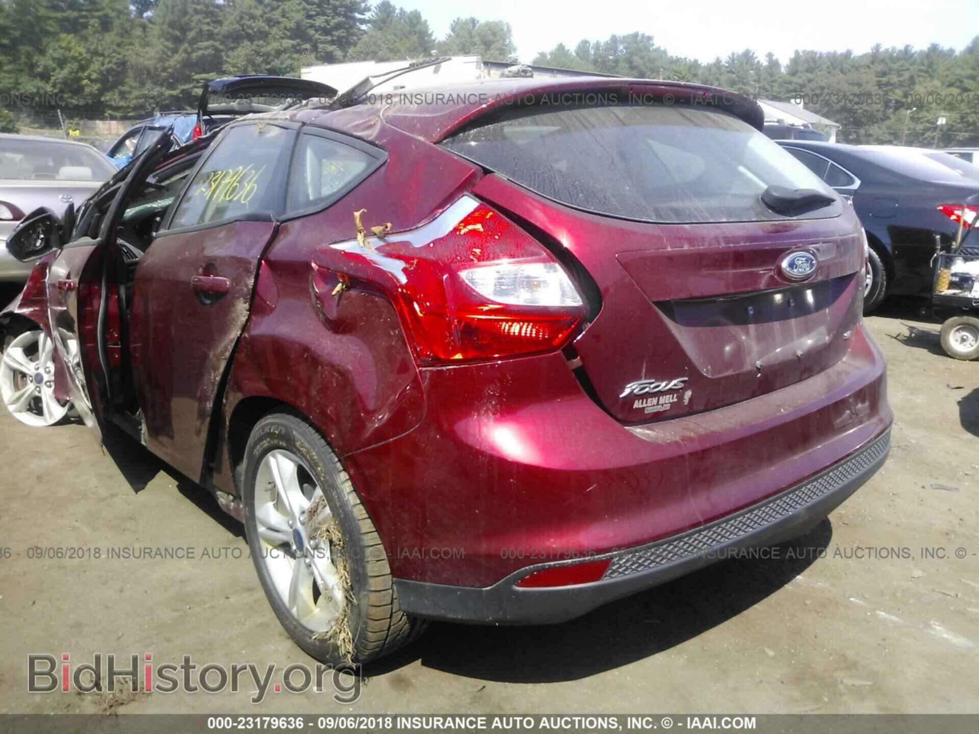 2014 Ford Focus - VIN: 1FADP3K22EL445817 - Photo 3