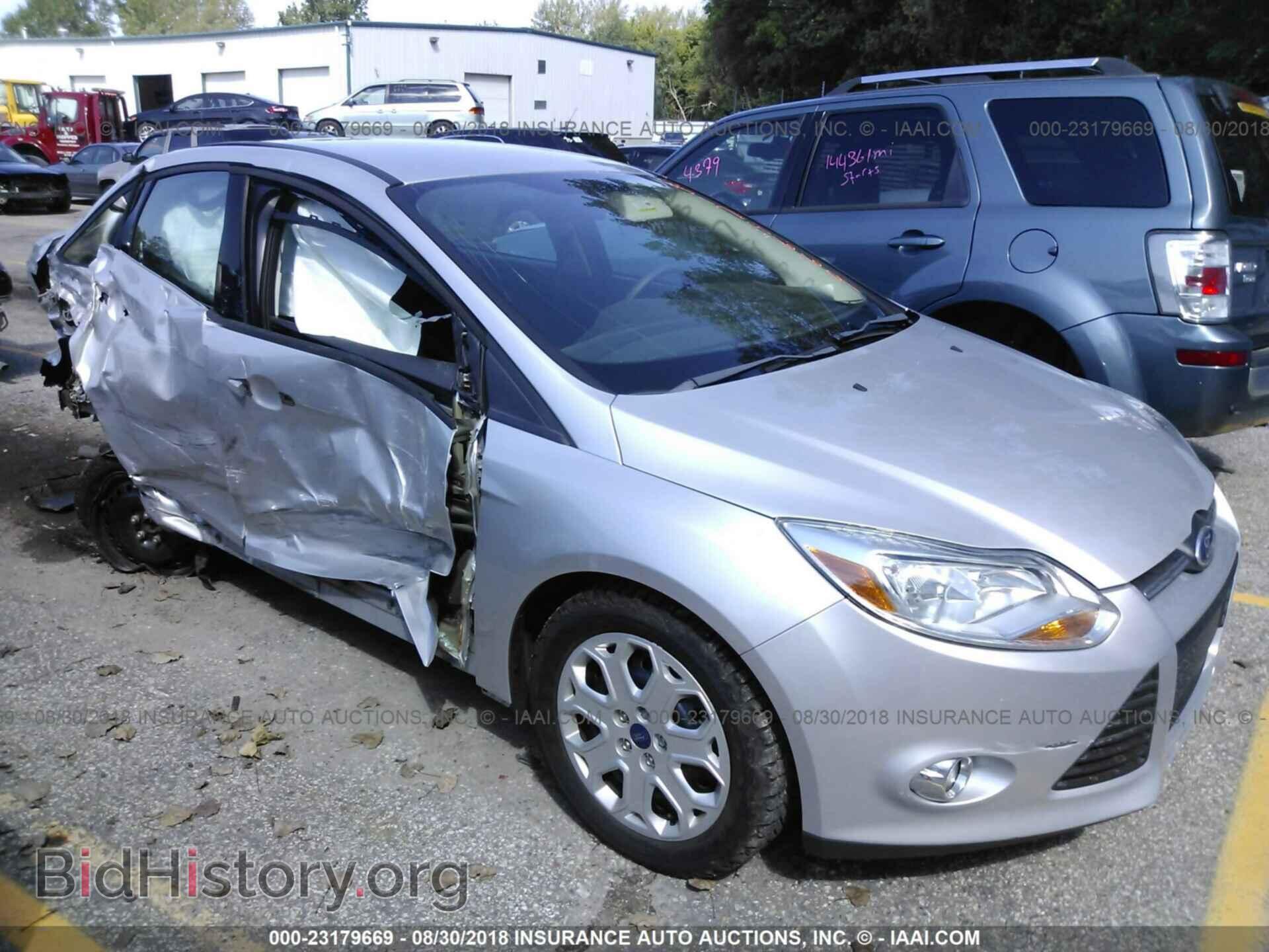 Photo 1FAHP3F29CL387164 - Ford Focus 2012