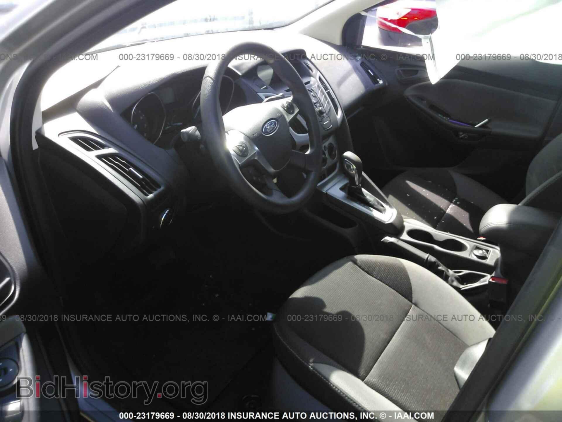 2012 Ford Focus - VIN: 1FAHP3F29CL387164 - Photo 5