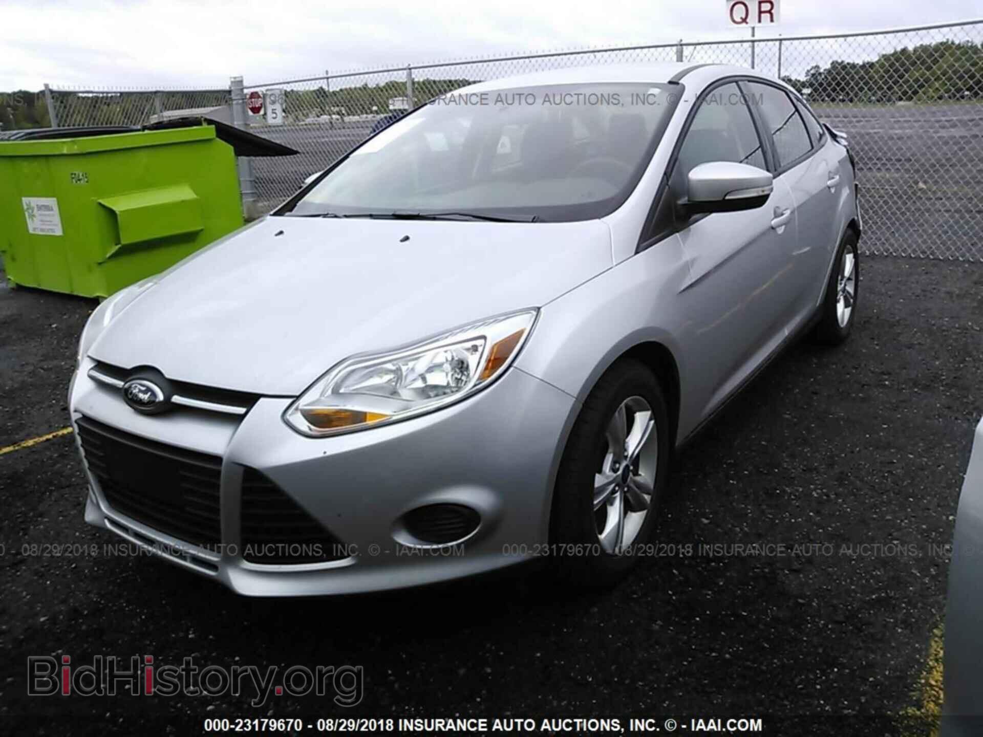 2013 Ford Focus - VIN: 1FADP3F22DL223853 - Фото 2