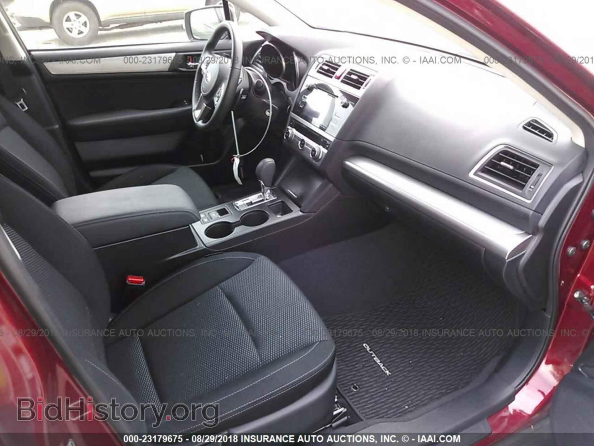 2017 Subaru Outback - VIN: 4S4BSAFCXH3373109 - Фото 5