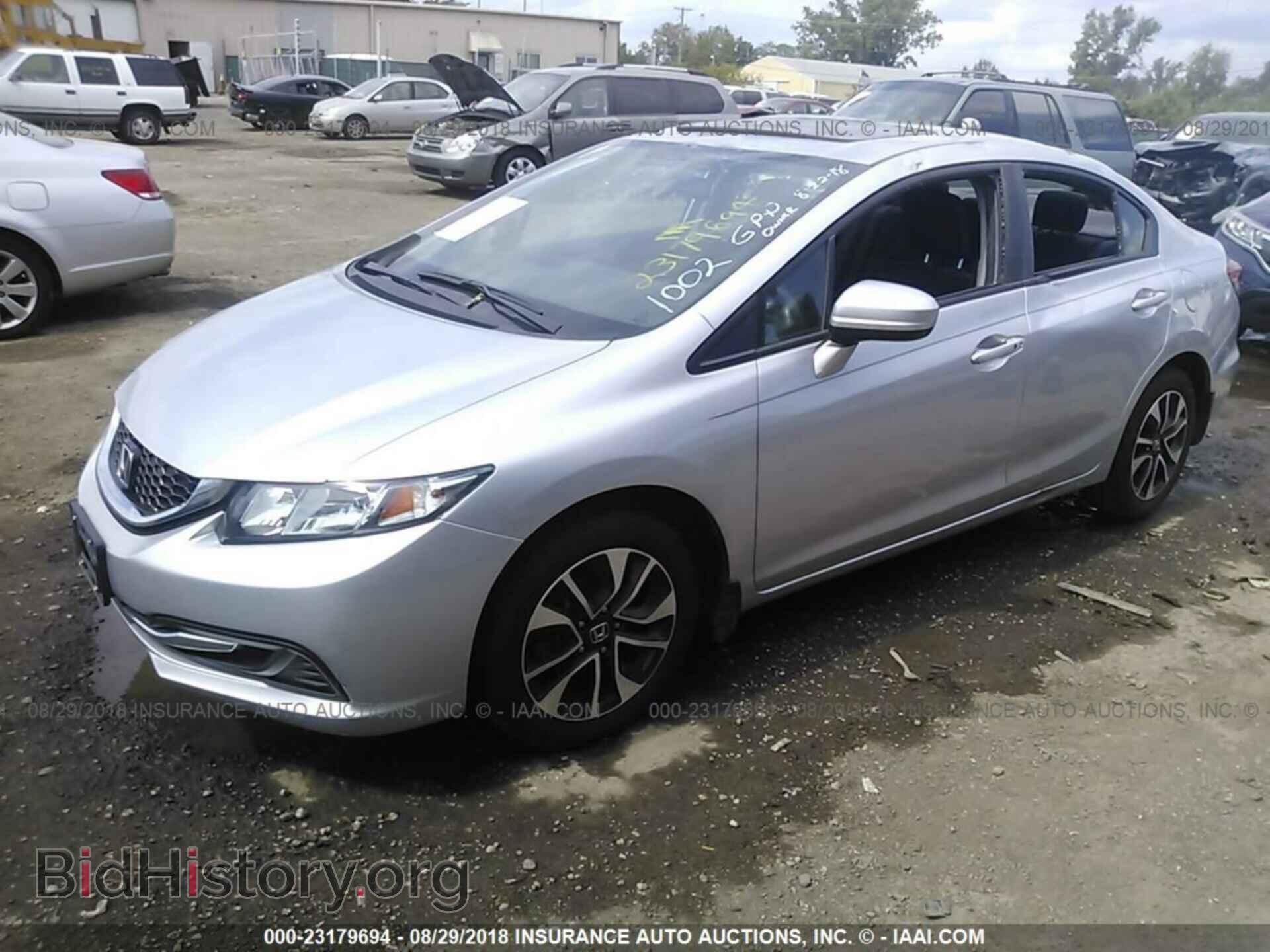 2014 Honda Civic - VIN: 19XFB2F8XEE051002 - Photo 2