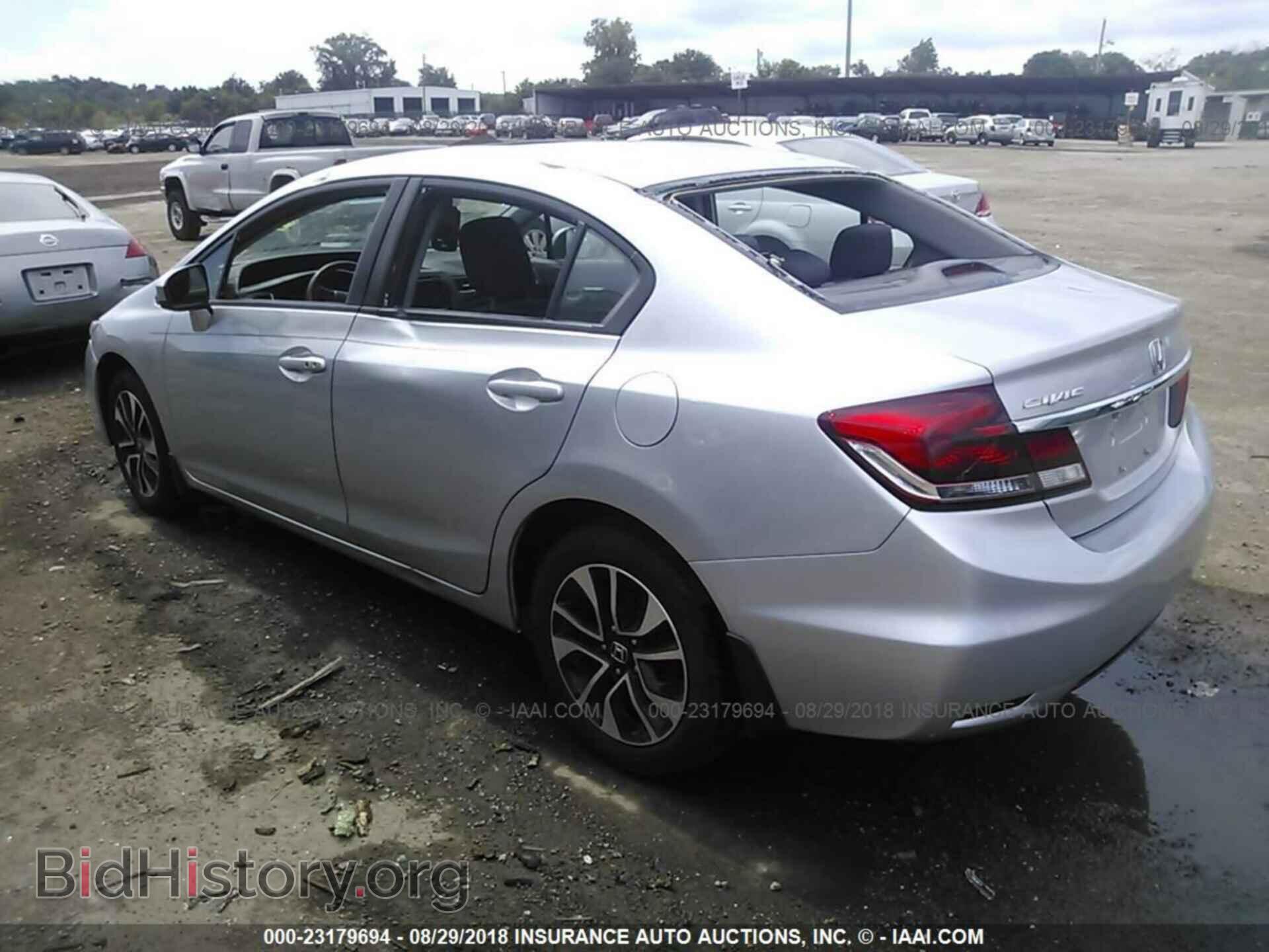 2014 Honda Civic - VIN: 19XFB2F8XEE051002 - Photo 3