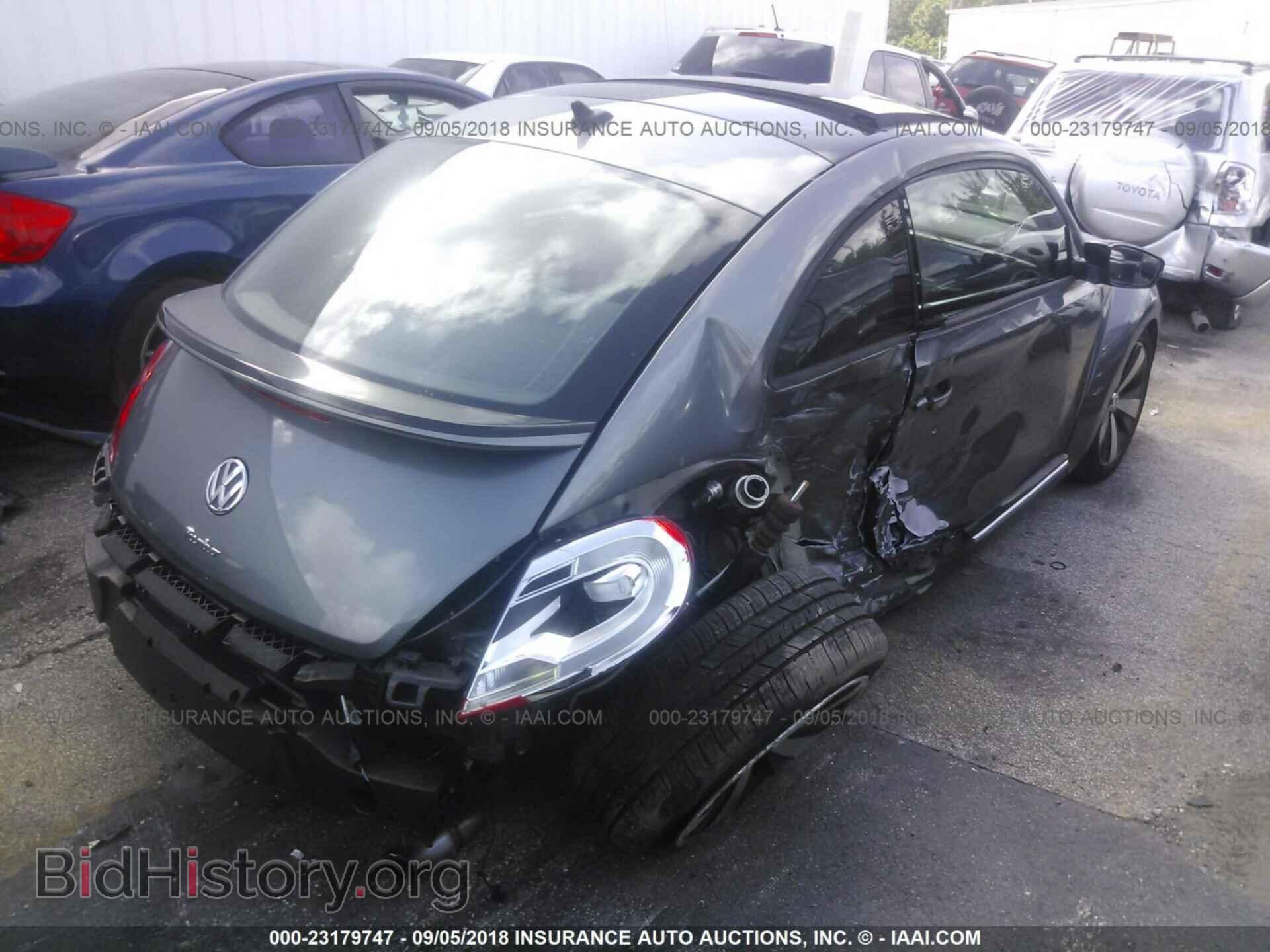 2012 Volkswagen Beetle - VIN: 3VWV87AT6CM609964 - Фото 4