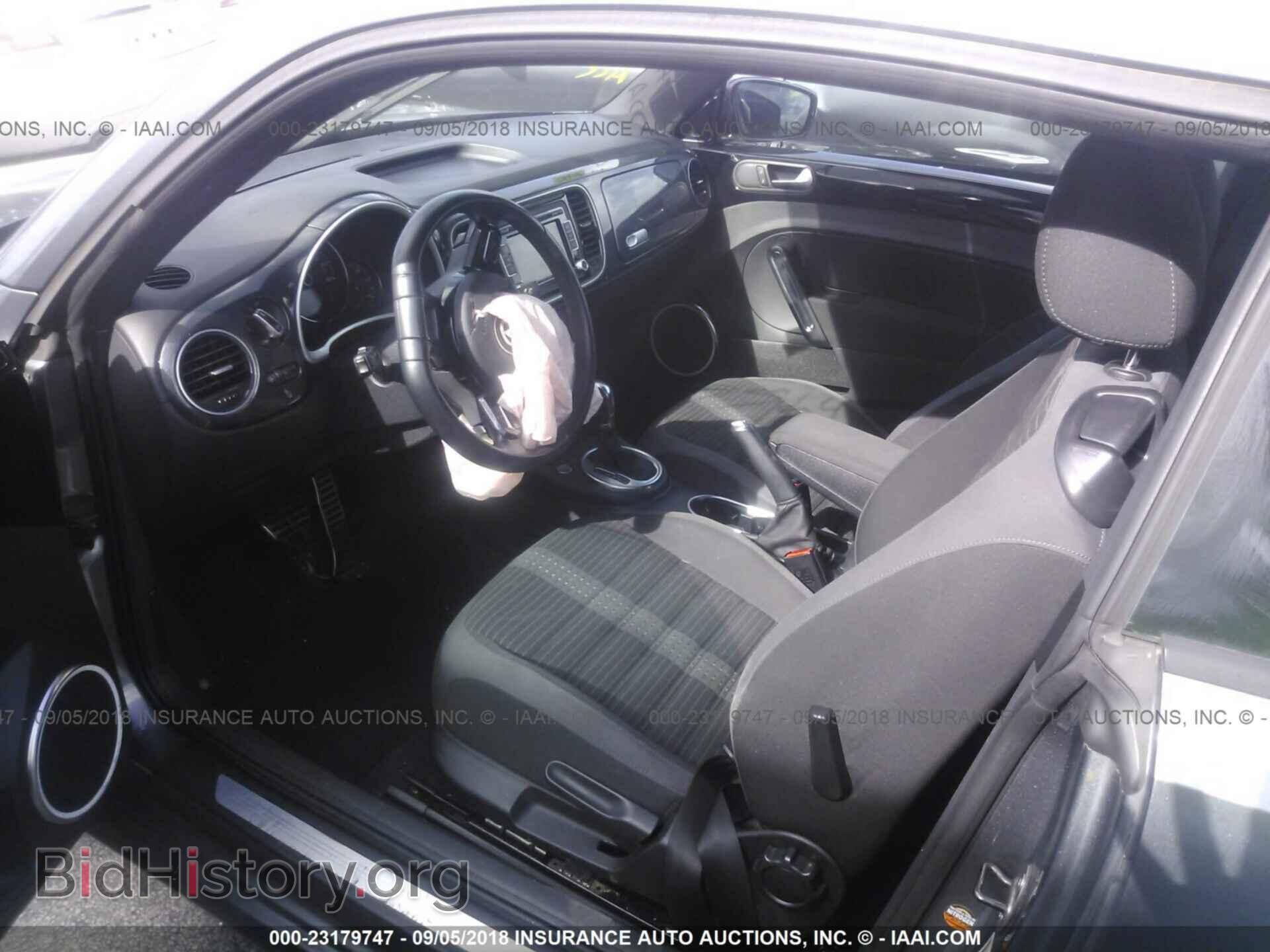 2012 Volkswagen Beetle - VIN: 3VWV87AT6CM609964 - Фото 5