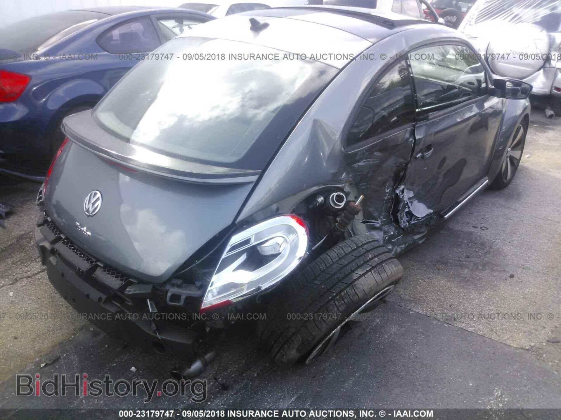 2012 Volkswagen Beetle - VIN: 3VWV87AT6CM609964 - Фото 6