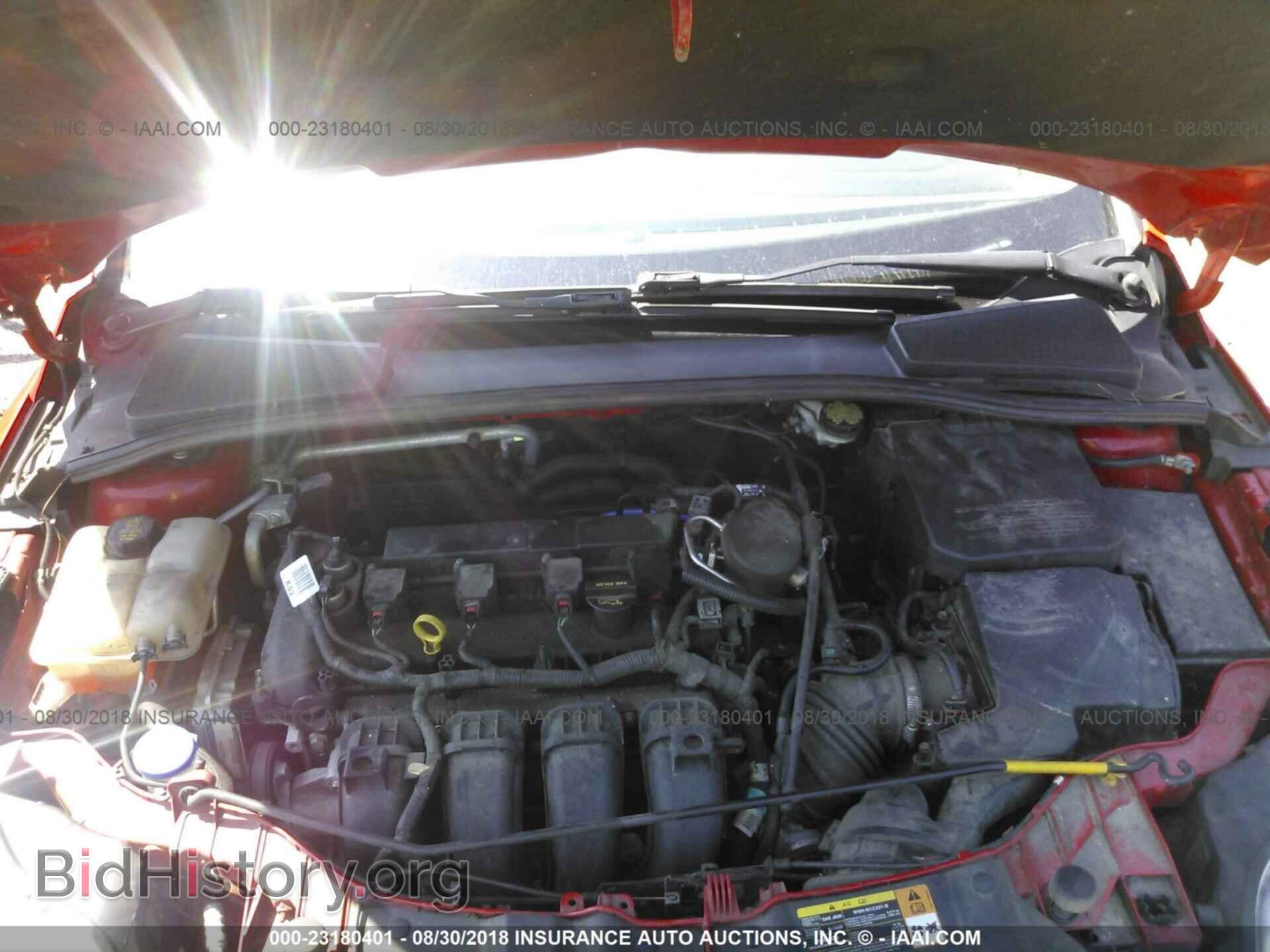 2014 Ford Focus - VIN: 1FADP3F2XEL240708 - Photo 10