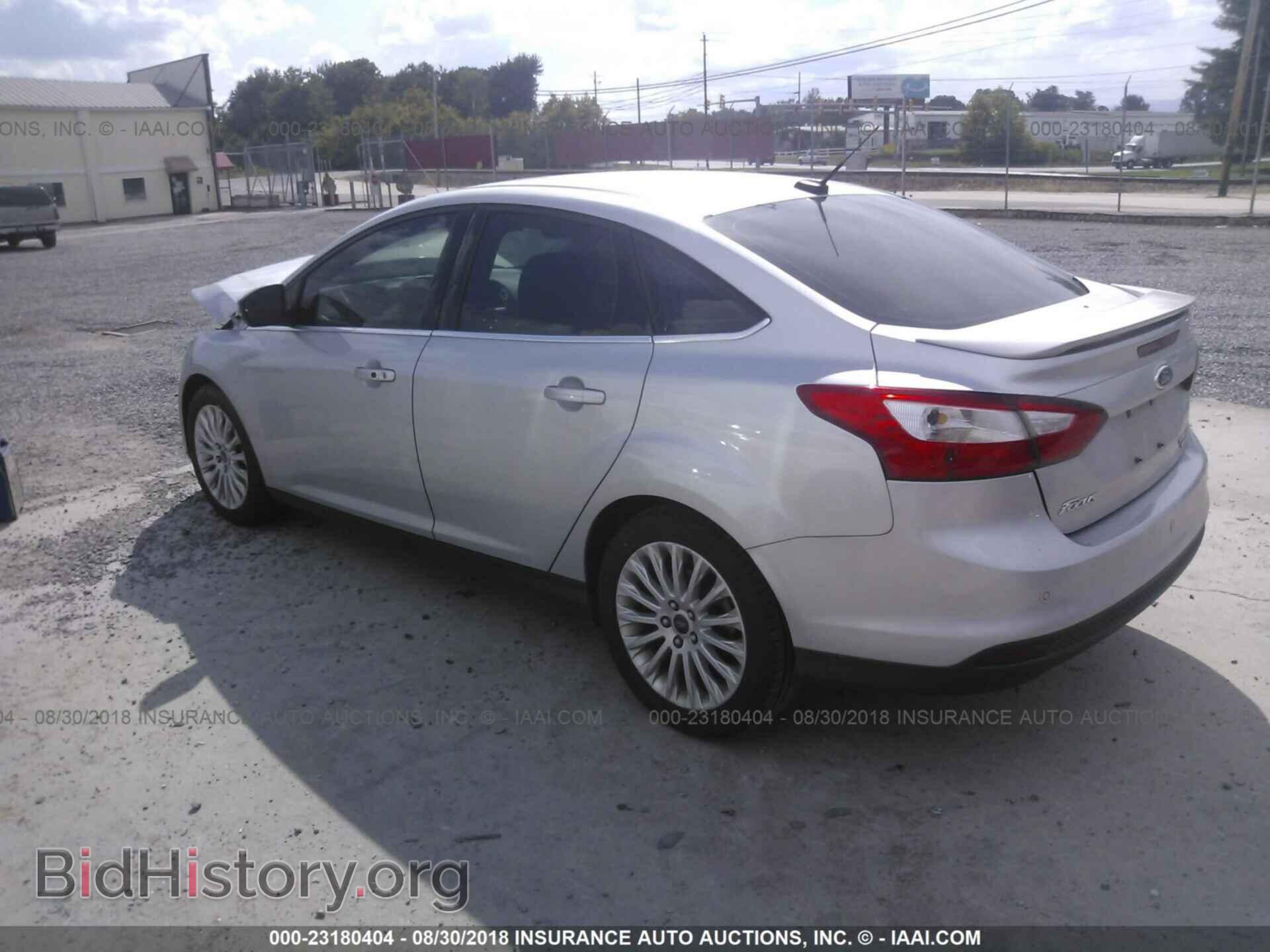 2012 Ford Focus - VIN: 1FAHP3J2XCL480198 - Photo 3