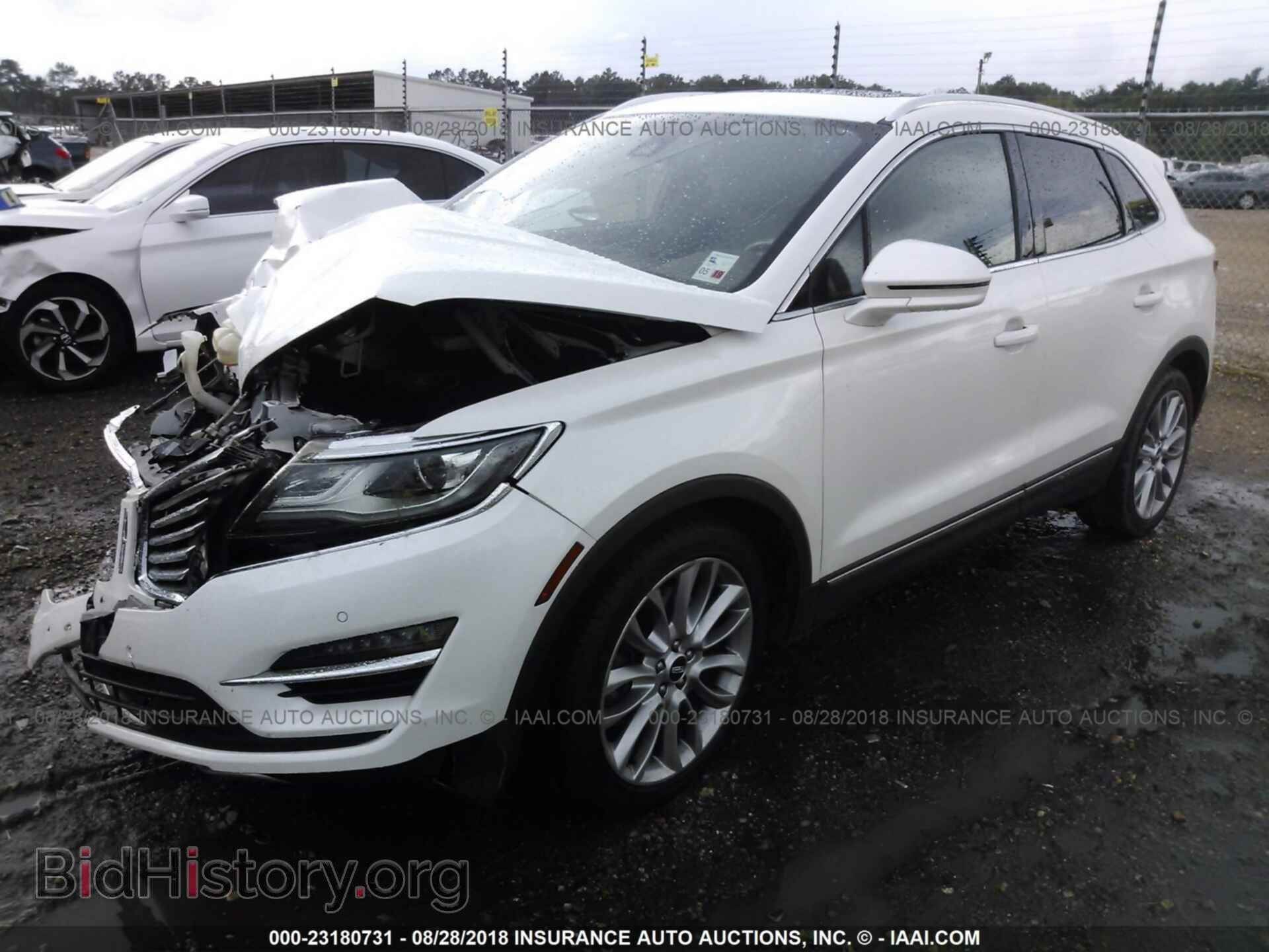 2015 Lincoln Mkc - VIN: 5LMCJ1A99FUJ03490 - Фото 2