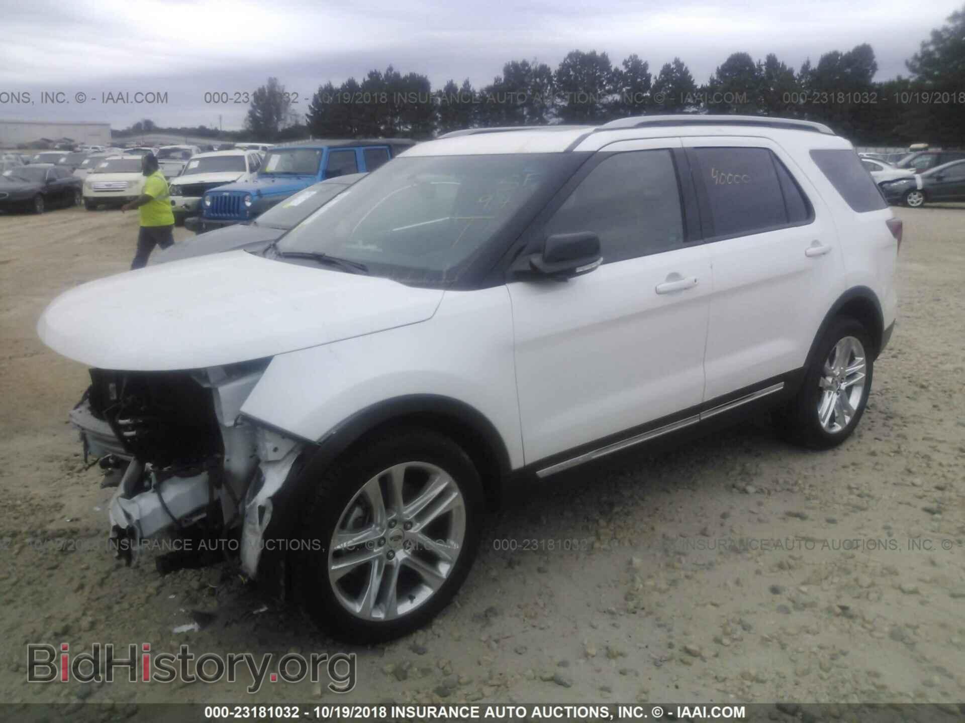 2016 Ford Explorer - VIN: 1FM5K7D89GGA01007 - Фото 2