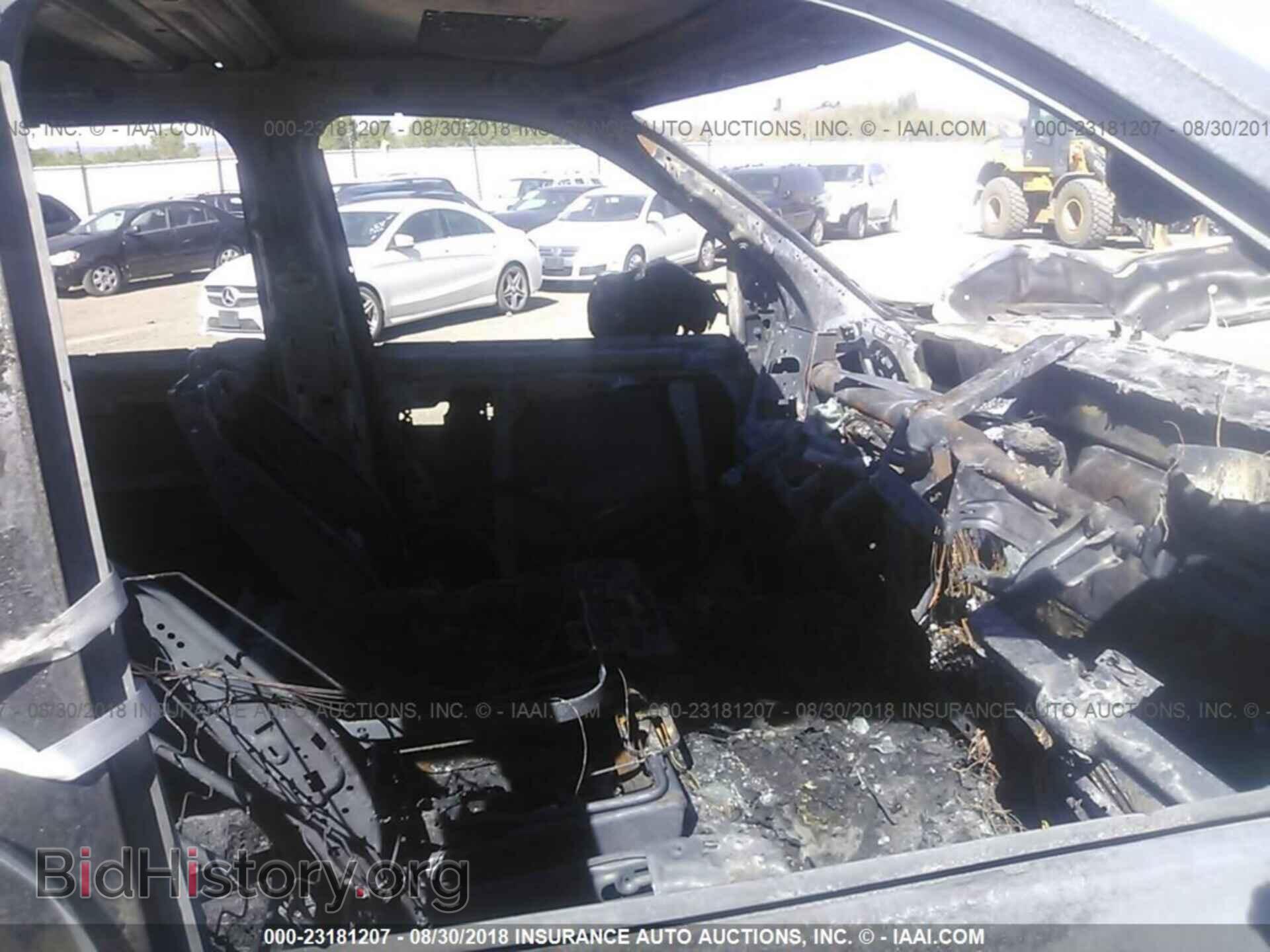 2012 Dodge Ram 1500 - VIN: 1C6RD7LT6CS124218 - Фото 5