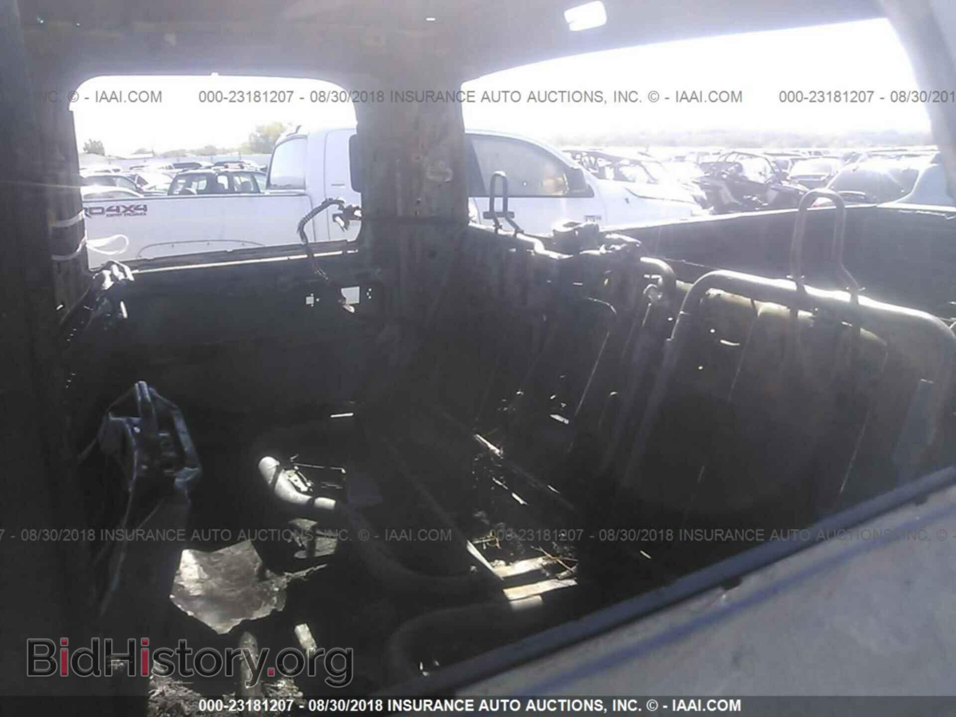 2012 Dodge Ram 1500 - VIN: 1C6RD7LT6CS124218 - Фото 8