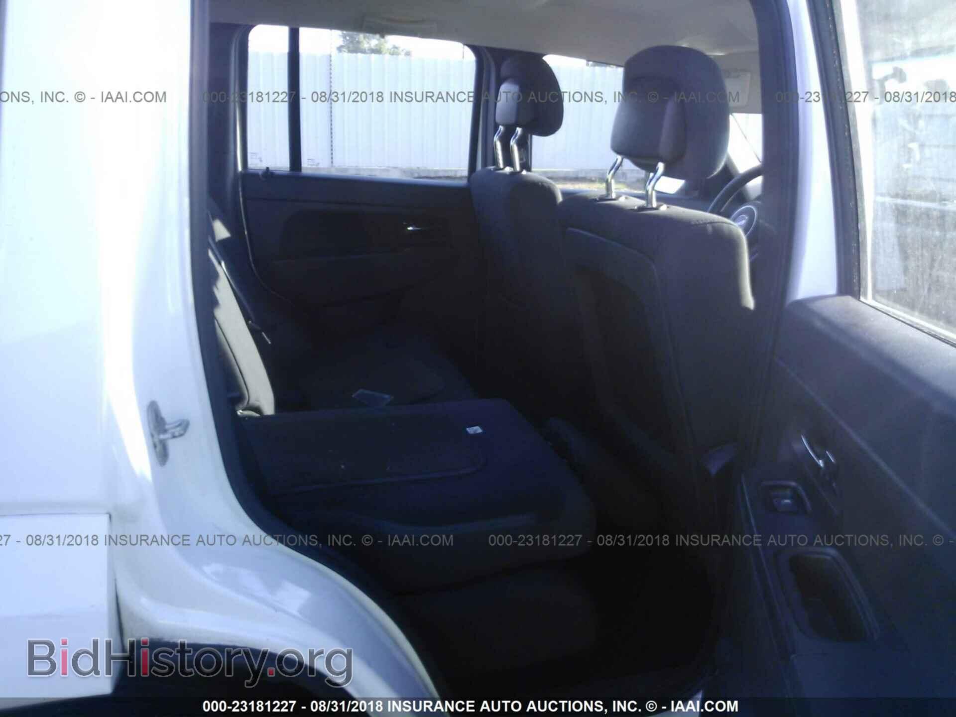 2012 Jeep Liberty - VIN: 1C4PJLAK9CW102993 - Фото 8