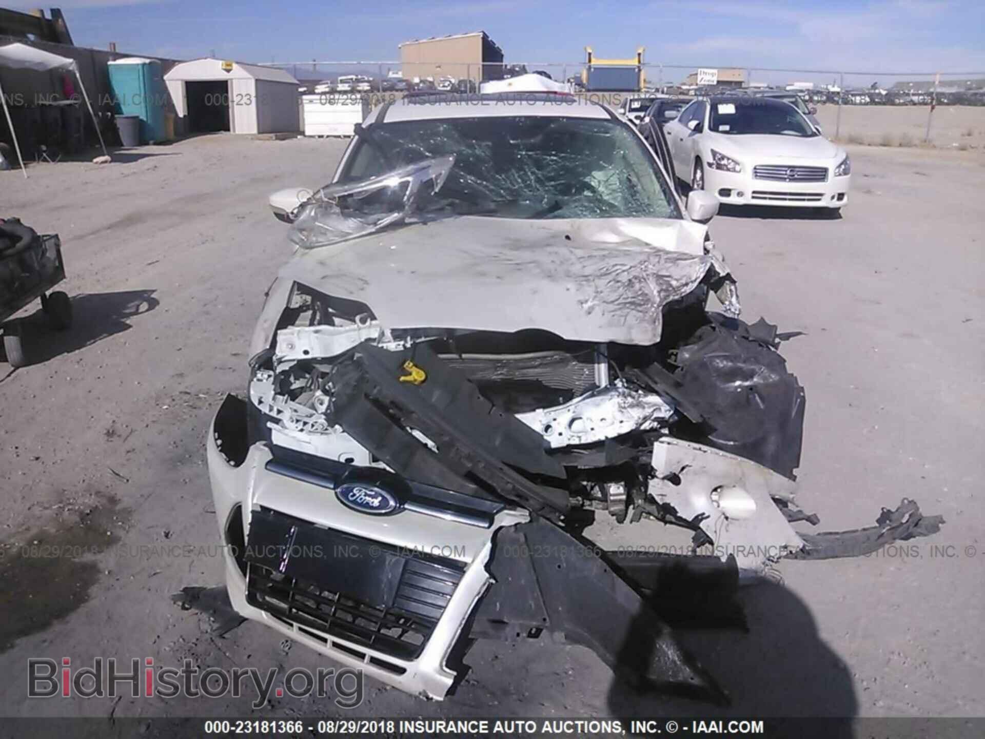 2012 Ford Focus - VIN: 1FAHP3N2XCL130841 - Photo 6