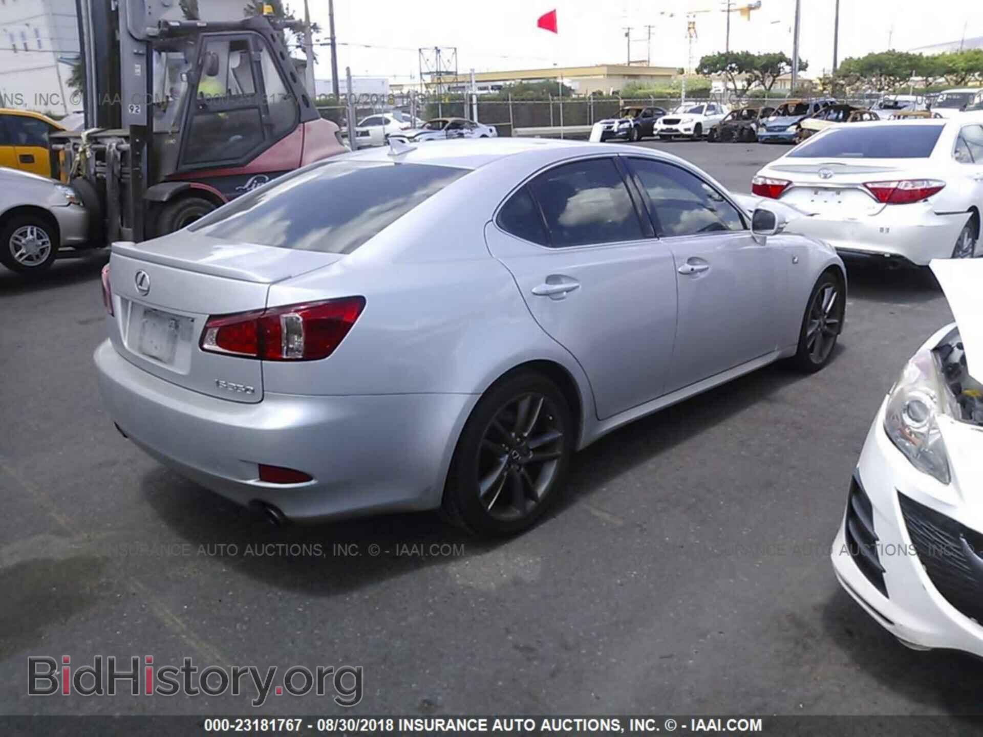2011 Lexus Is - VIN: JTHBE5C25B5027140 - Фото 4