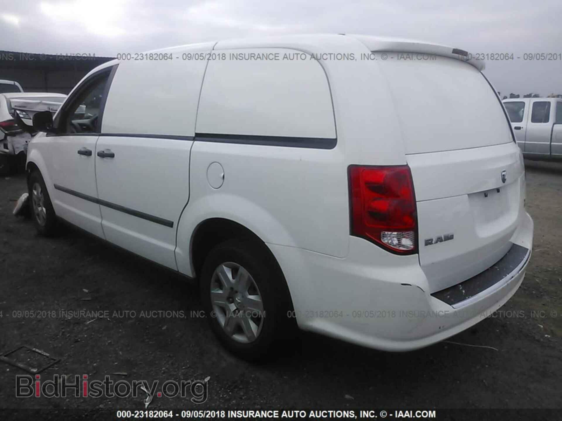2013 Ram Tradesman - VIN: 2C4JRGAG6DR673790 - Фото 3