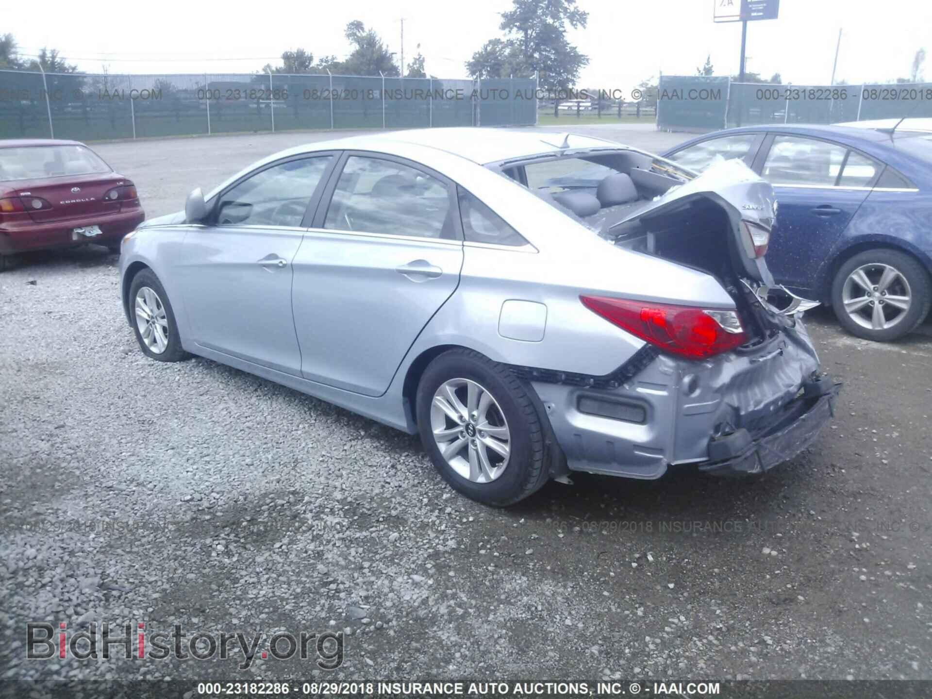 2012 Hyundai Sonata - VIN: 5NPEB4AC0CH391559 - Фото 3