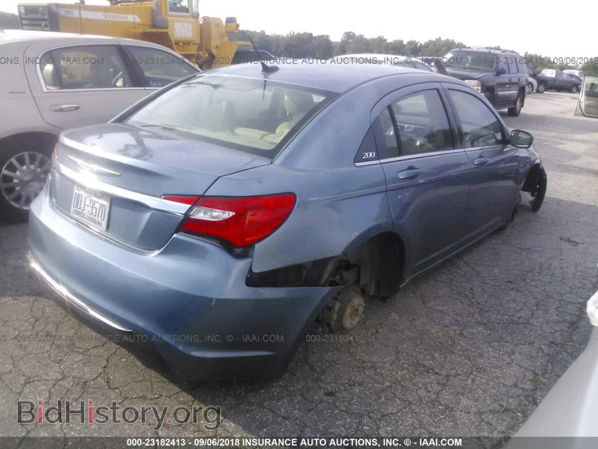 2011 Chrysler 200 - VIN: 1C3BC1FB6BN606539 - Photo 4
