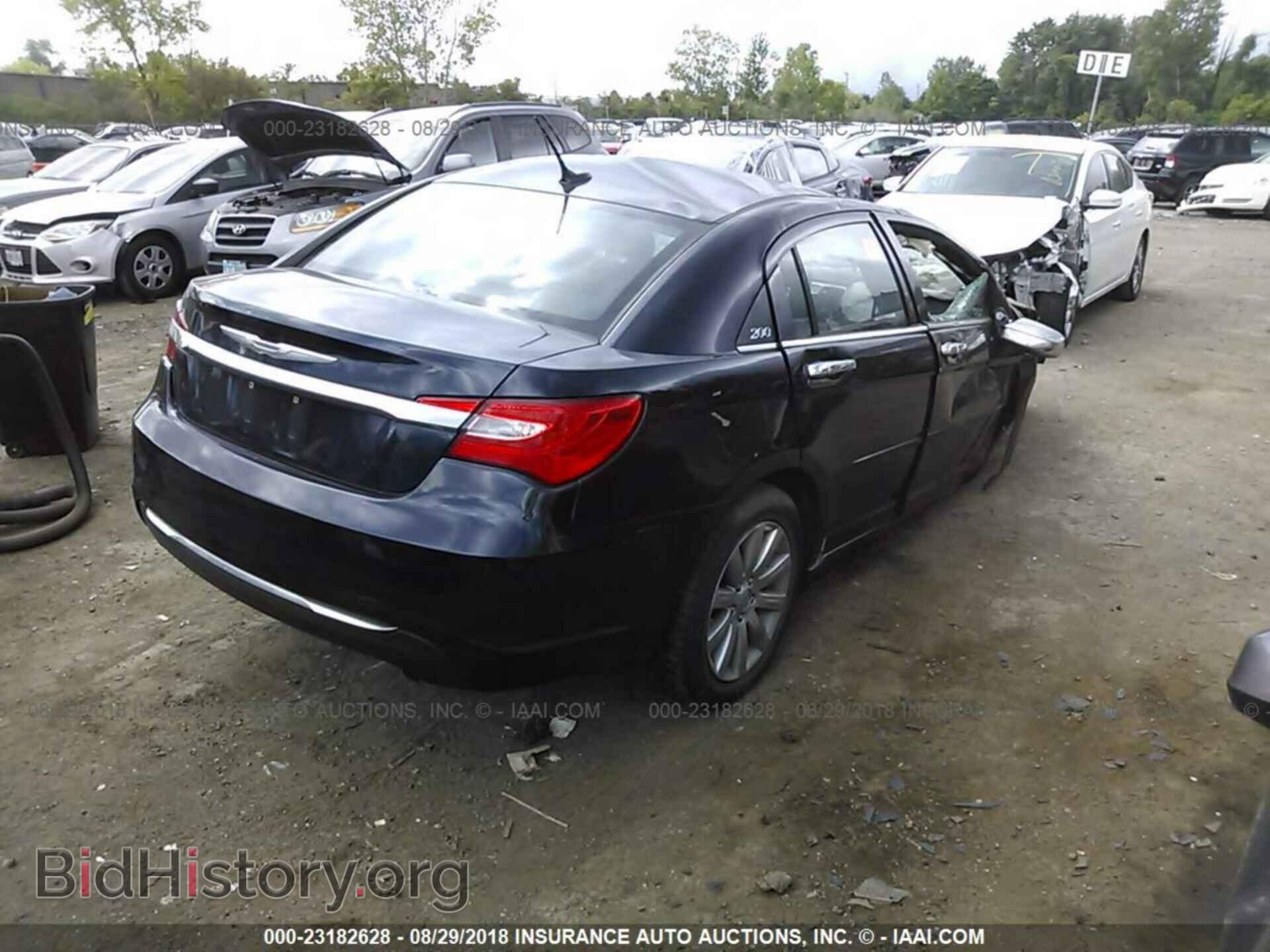2012 Chrysler 200 - VIN: 1C3CCBBB6CN203422 - Фото 4