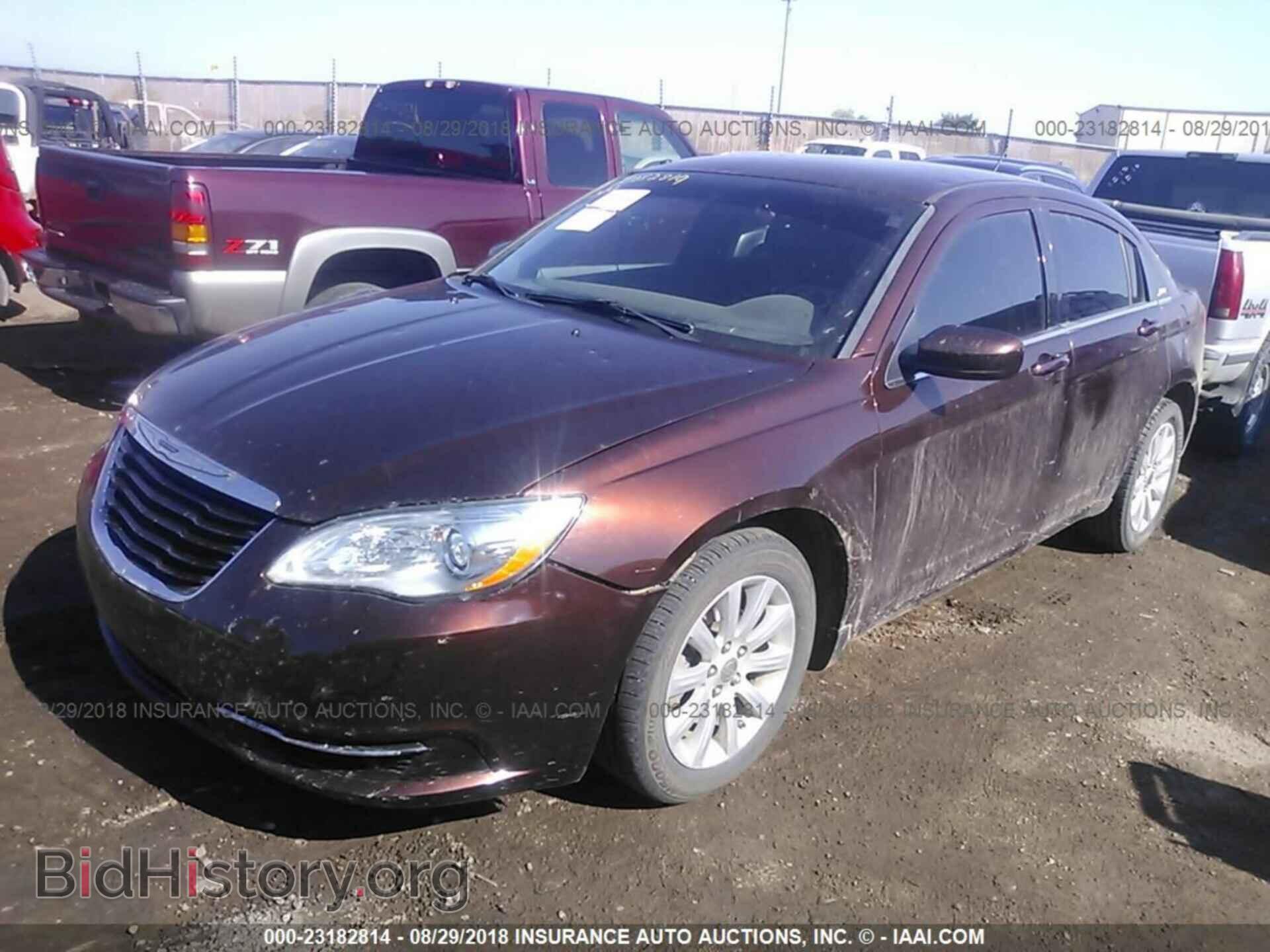 2012 Chrysler 200 - VIN: 1C3CCBBB3CN188782 - Фото 2