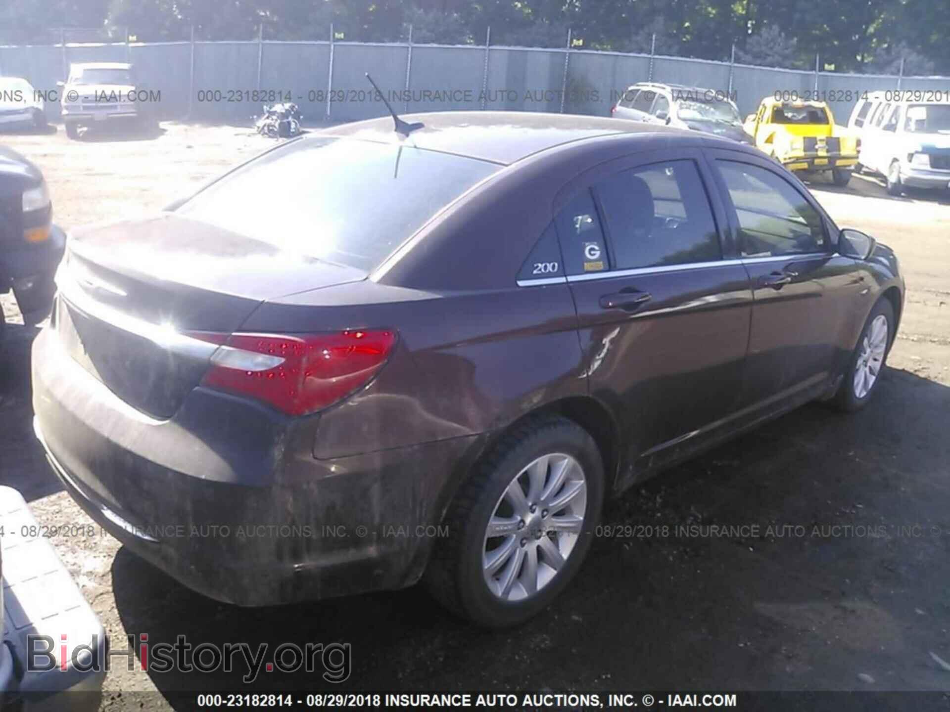 2012 Chrysler 200 - VIN: 1C3CCBBB3CN188782 - Фото 4