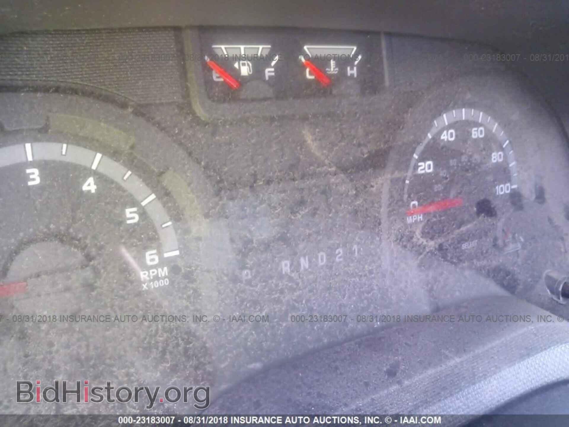 2011 Ford Econoline - VIN: 1FTNE1EW0BDA34218 - Фото 7