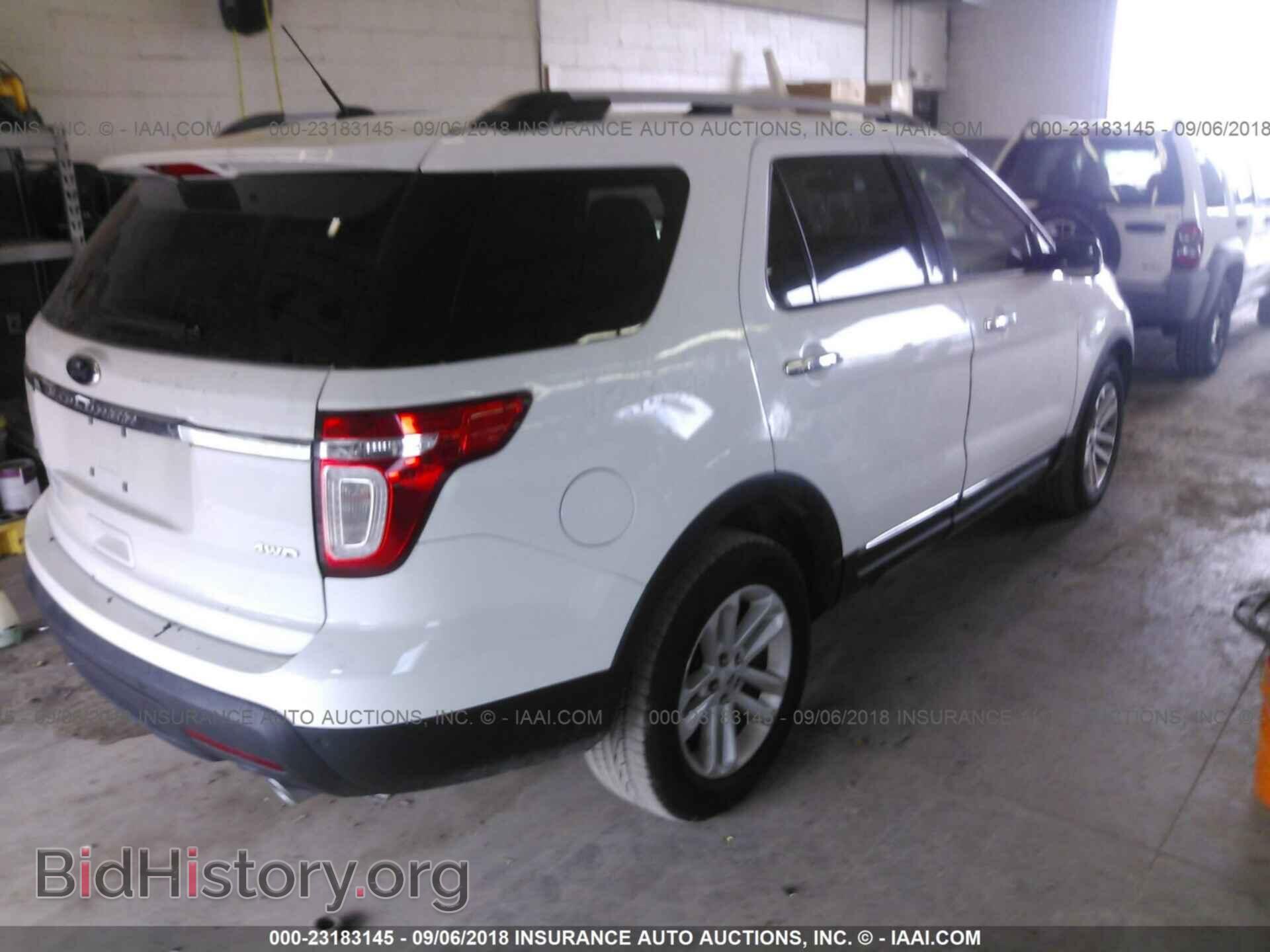 2014 Ford Explorer - VIN: 1FM5K8D87EGB54228 - Photo 4