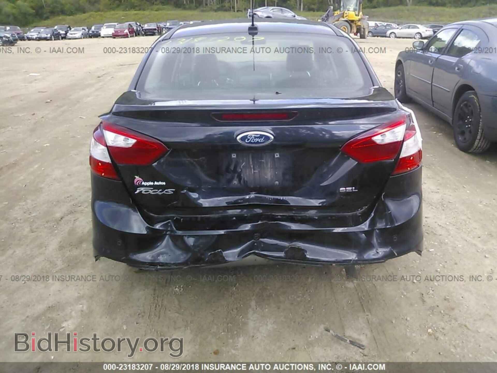 2012 Ford Focus - VIN: 1FAHP3H28CL362382 - Photo 6
