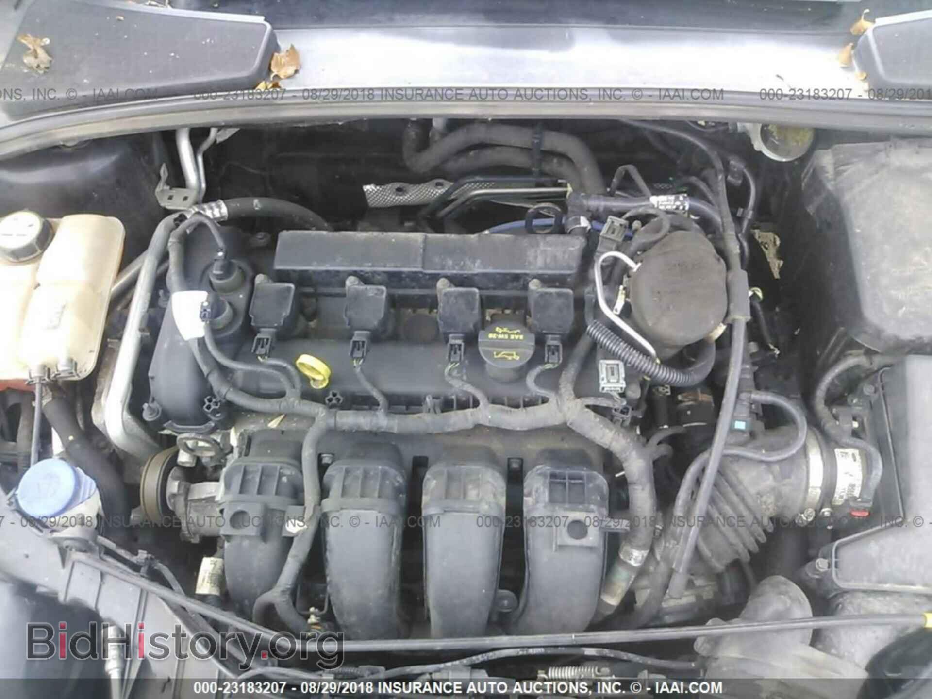 2012 Ford Focus - VIN: 1FAHP3H28CL362382 - Photo 10