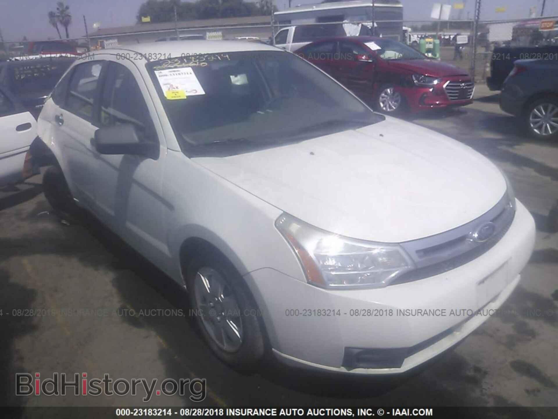 Photo 1FAHP3EN8BW184114 - Ford Focus 2011