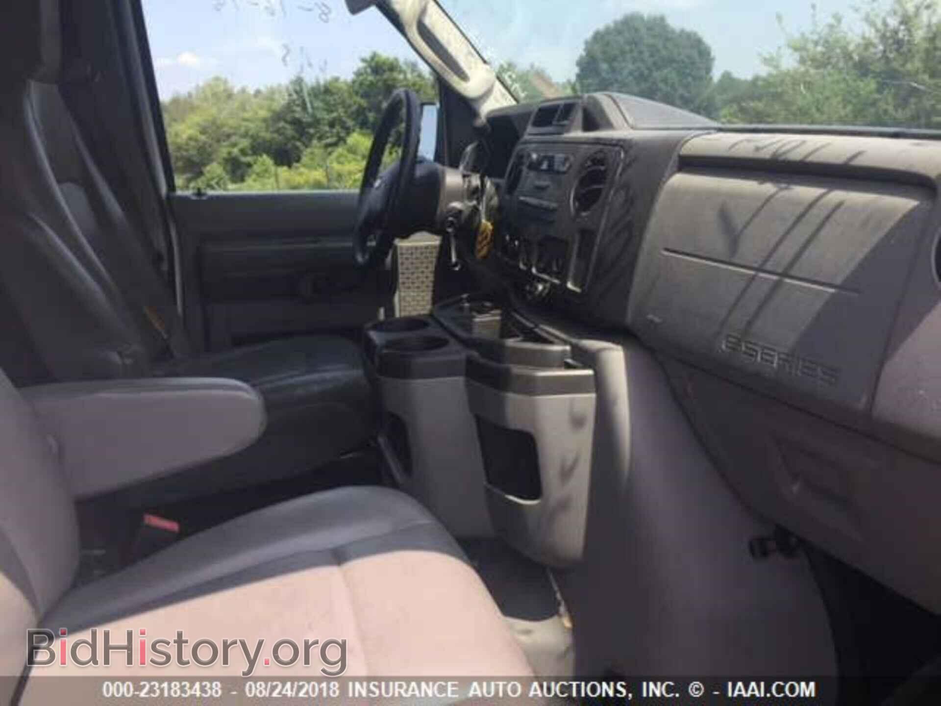 2011 Ford Econoline - VIN: 1FTNE2EL6BDB32875 - Photo 5