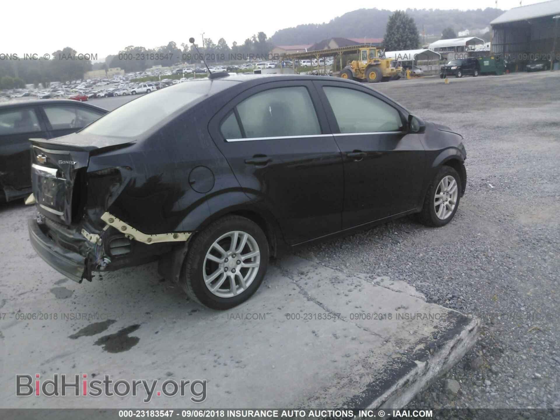 2015 Chevrolet Sonic - VIN: 1G1JD5SH1F4209167 - Фото 4