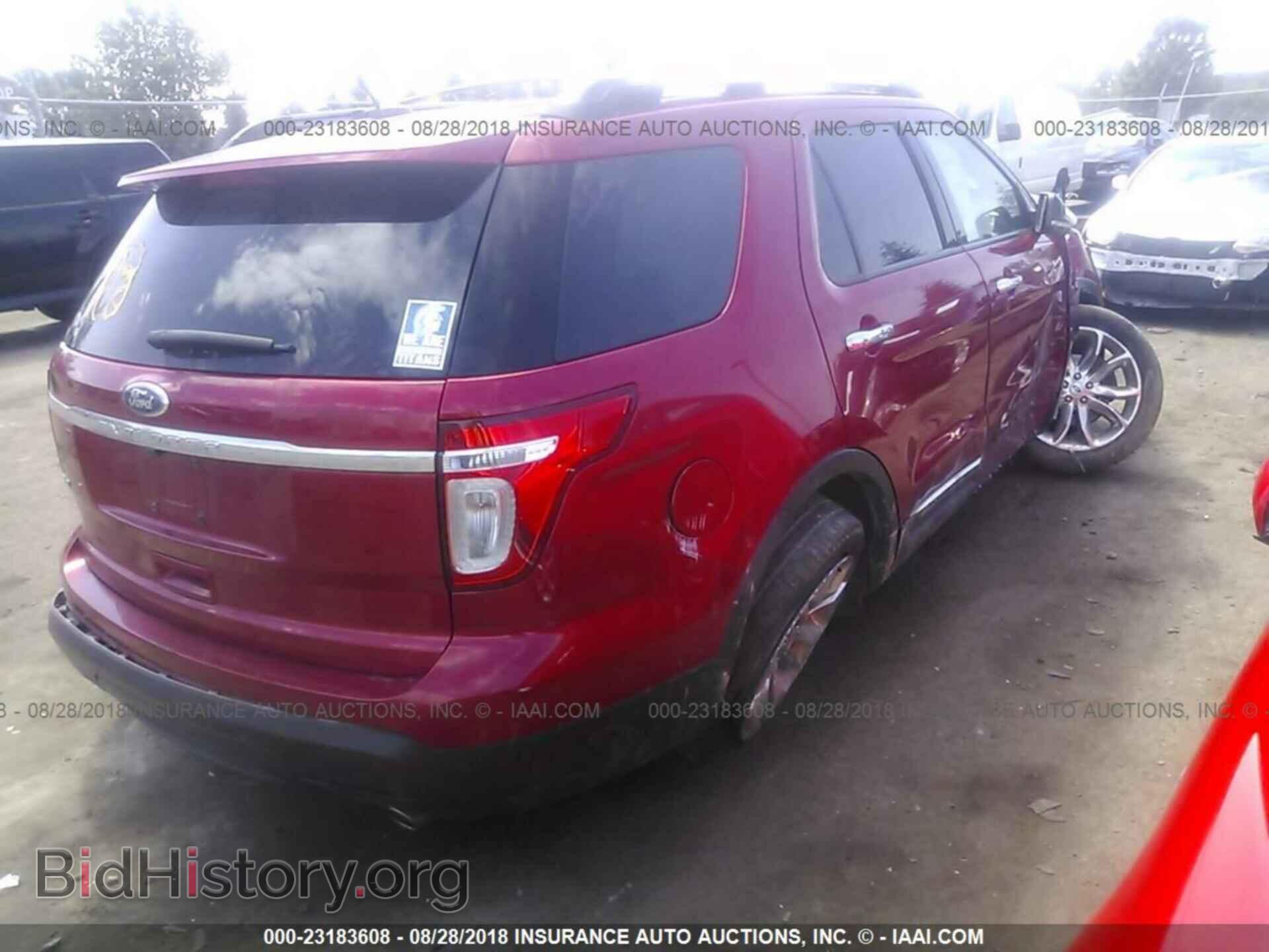 2012 Ford Explorer - VIN: 1FMHK7D82CGA31201 - Photo 4