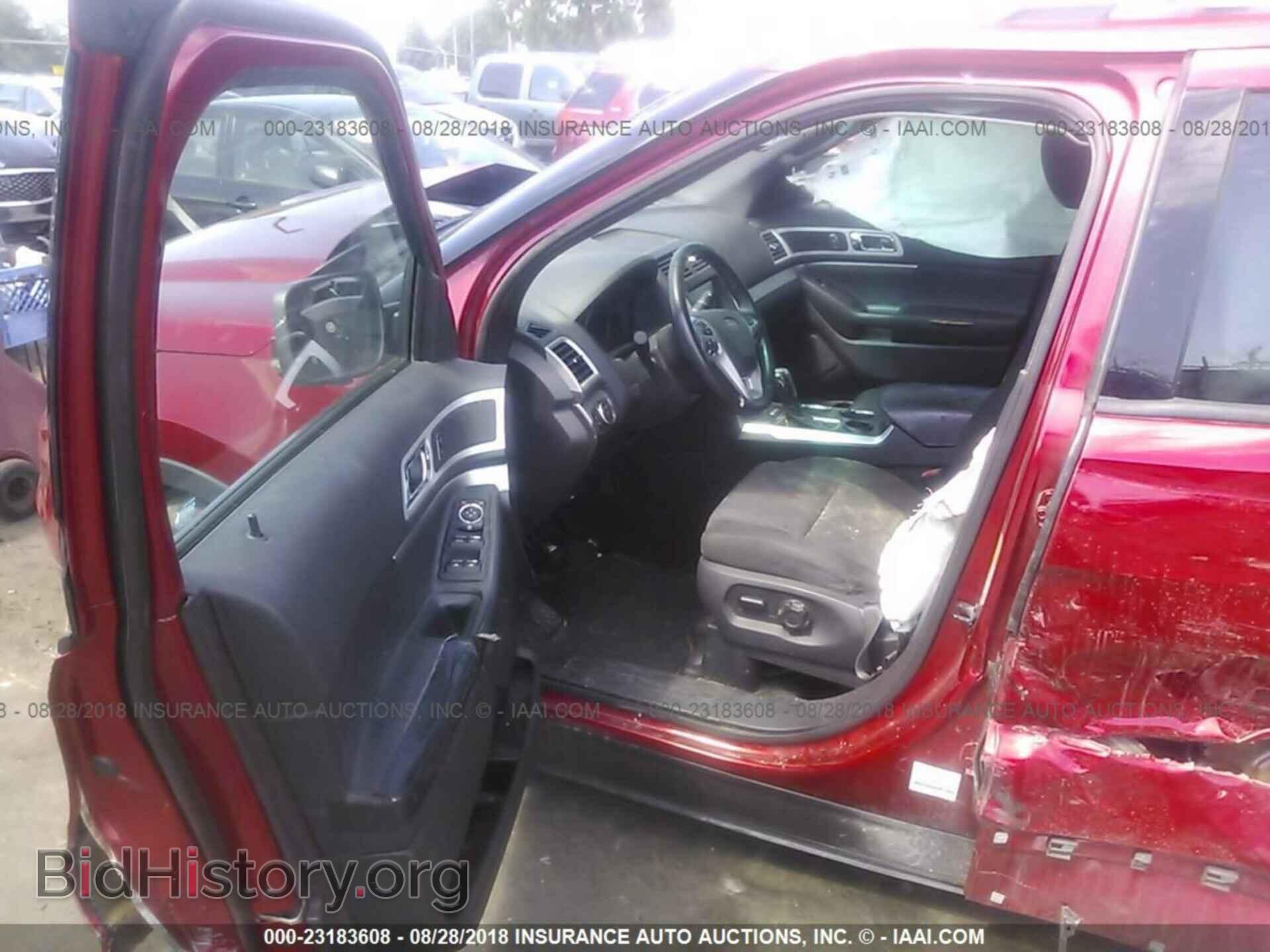 2012 Ford Explorer - VIN: 1FMHK7D82CGA31201 - Photo 5