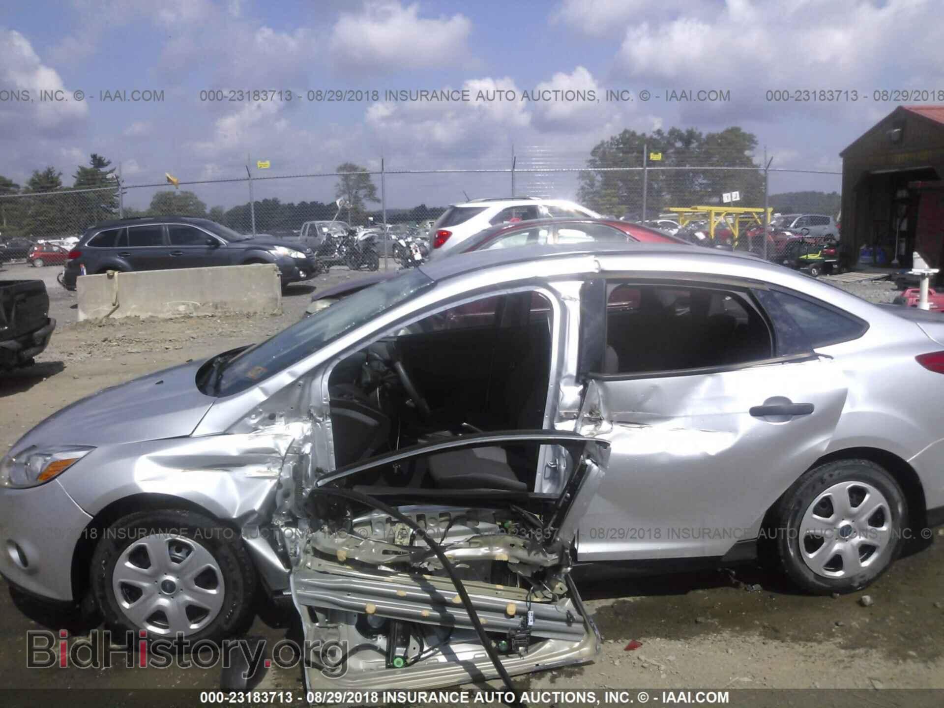2014 Ford Focus - VIN: 1FADP3E23EL129211 - Фото 6